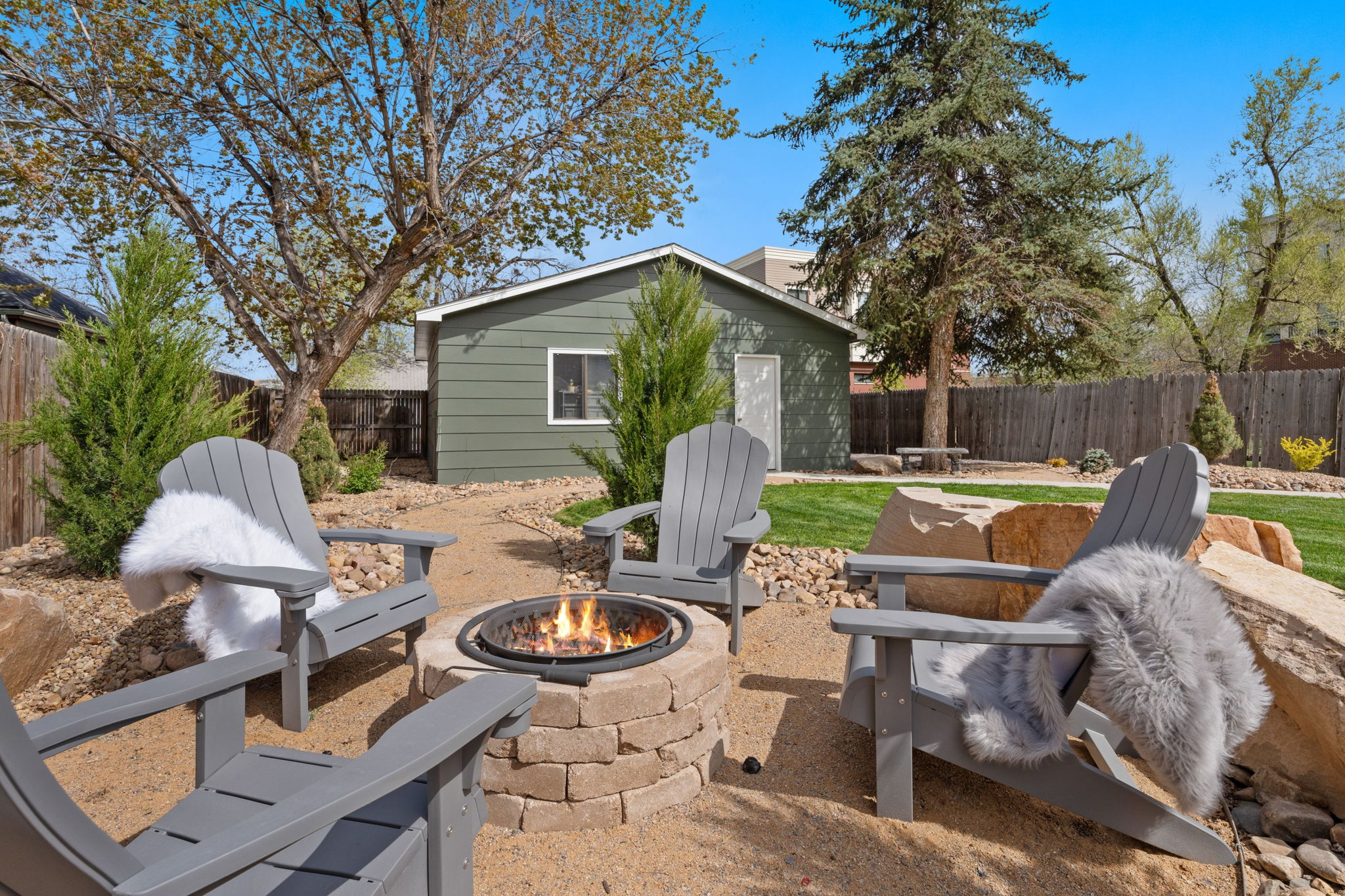 Private Backyard | Fire Pit, BBQ Grill and Private Hot Tub