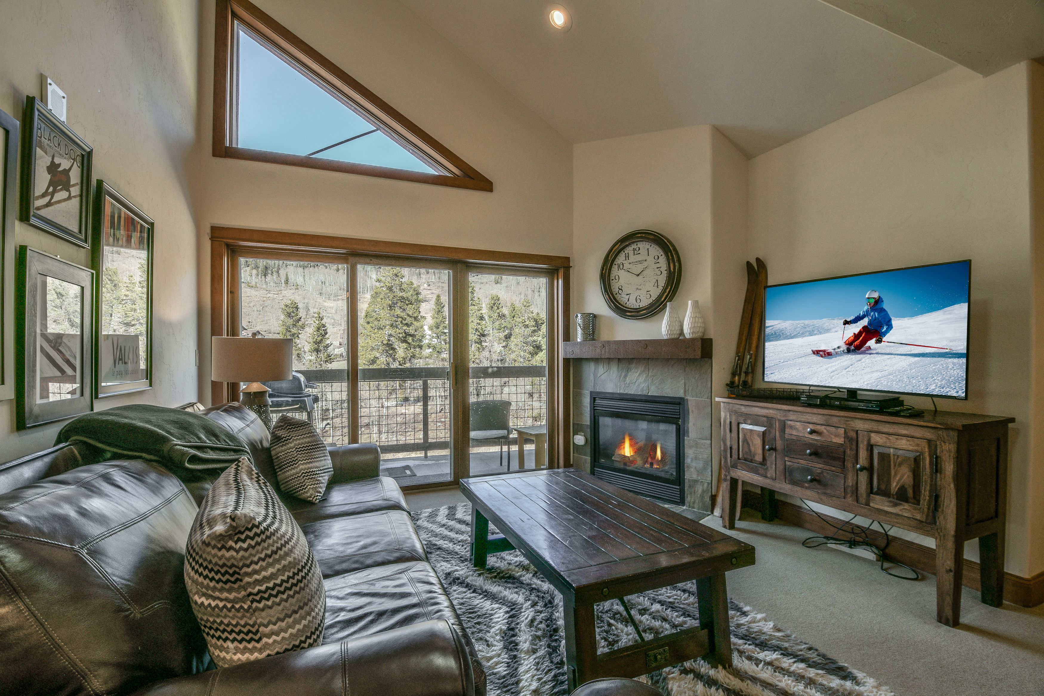 living room with a beautiful view