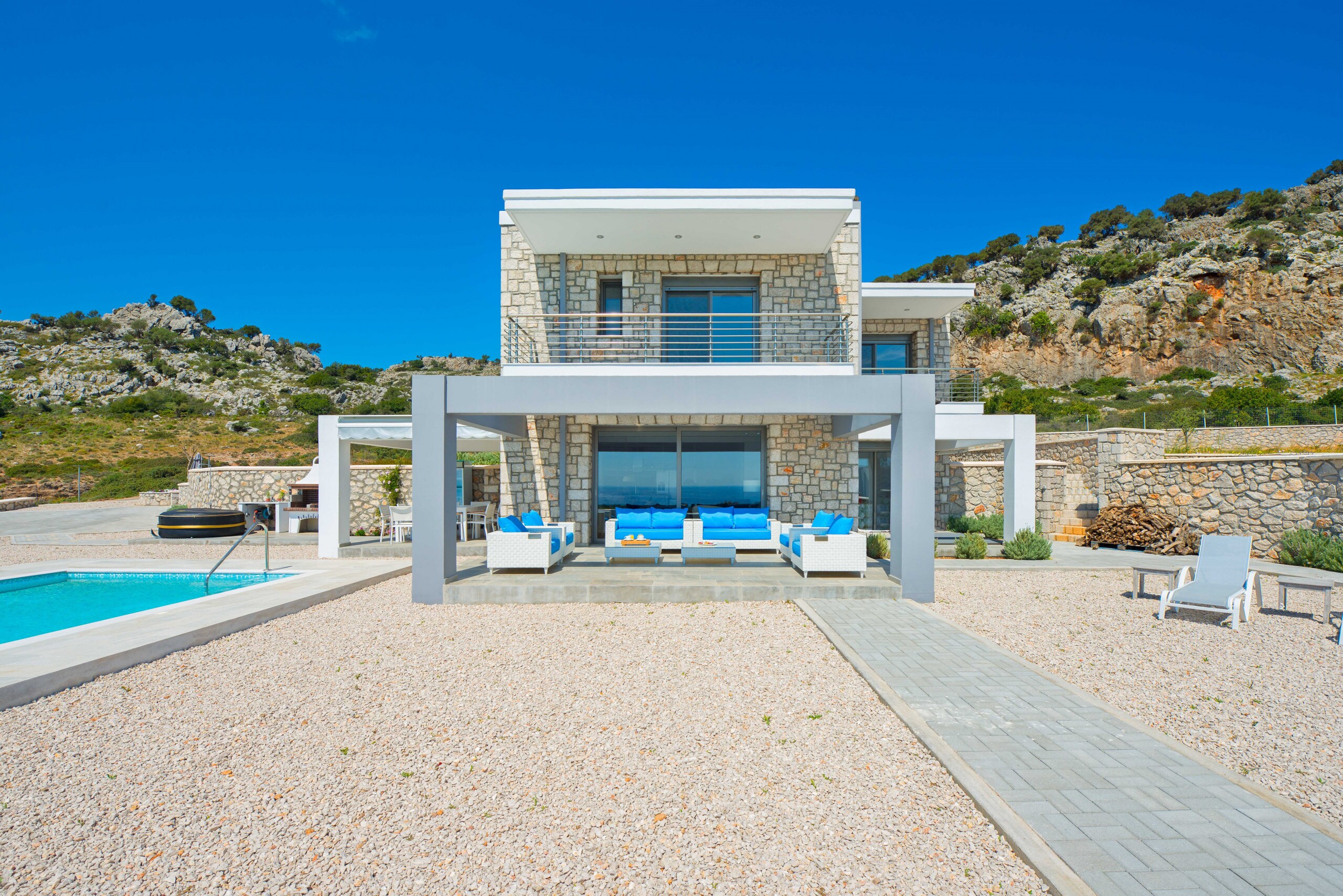 Property Image 2 - Villa Calyon