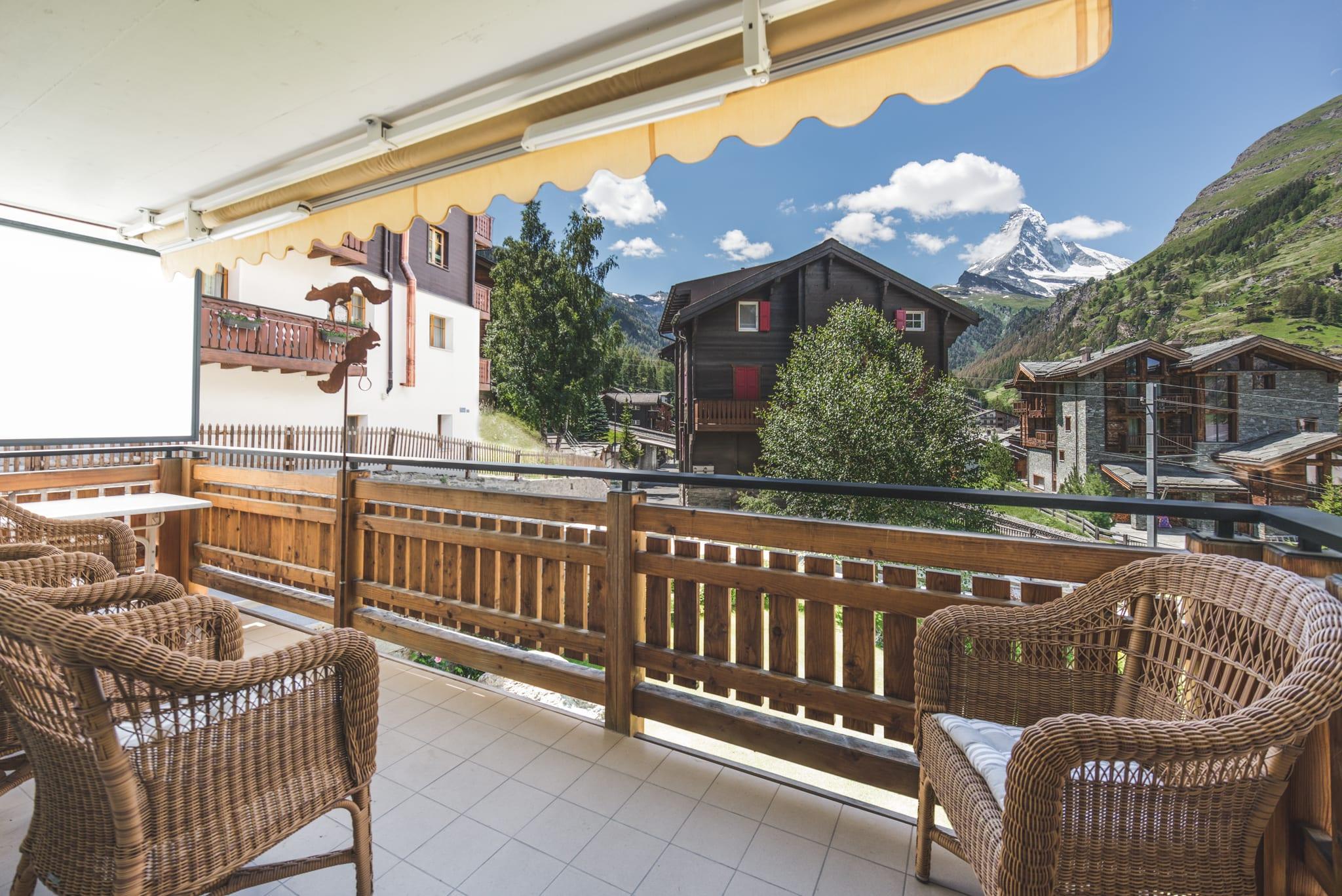 Property Image 1 - Superb Sunny Apartment in the Heart of Zermatt
