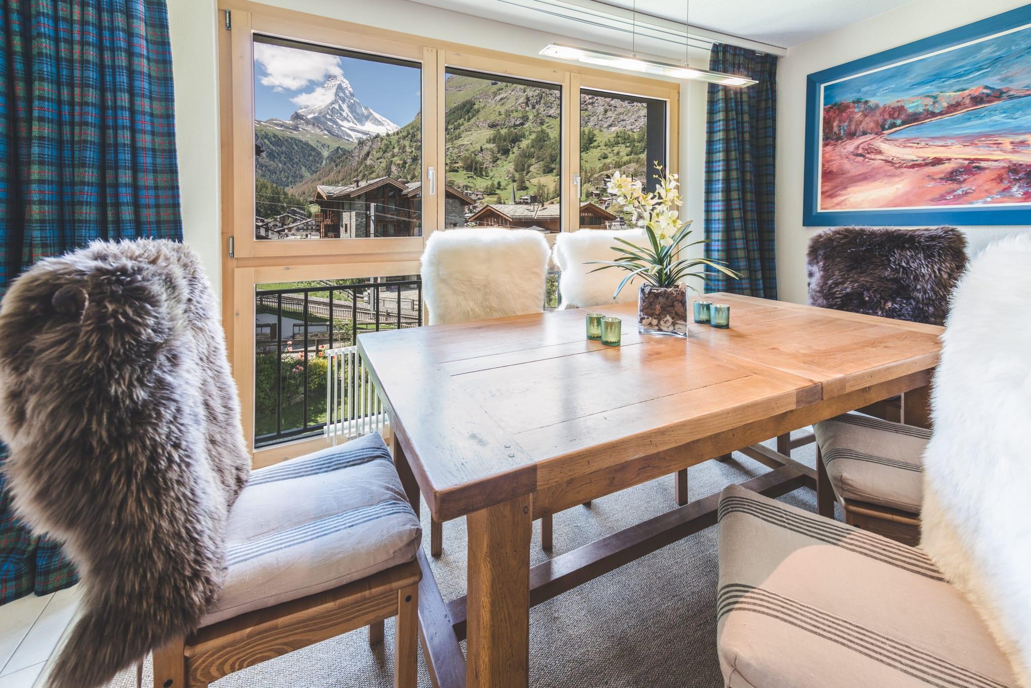 Property Image 2 - Superb Sunny Apartment in the Heart of Zermatt