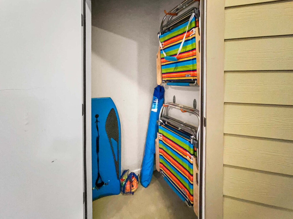 Exterior storage closet with beach supplies available