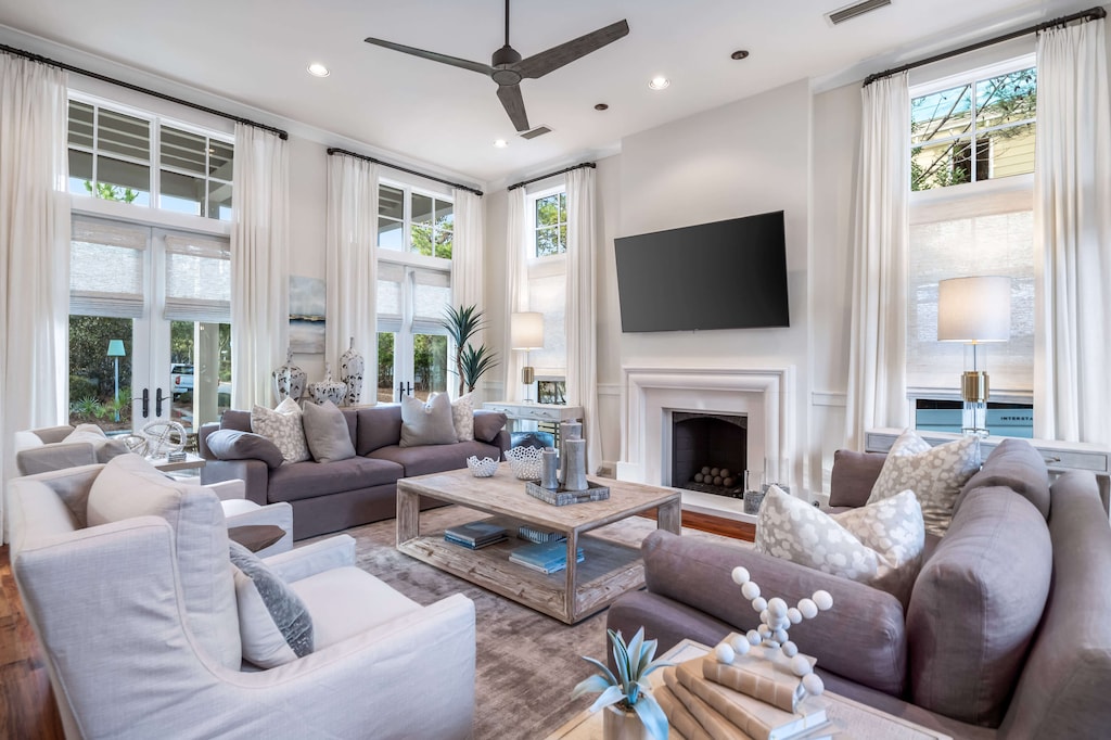Main living area with Smart TV