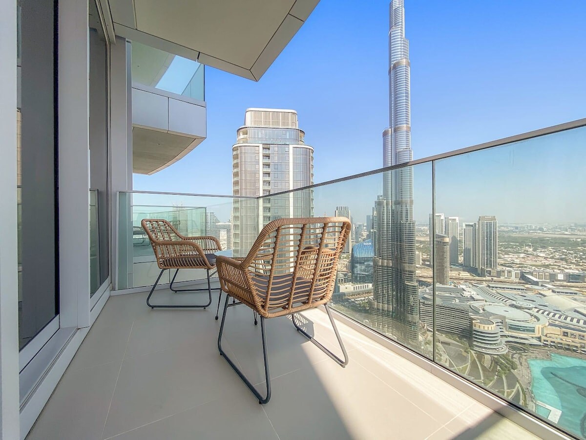 Balcony over Burj Khalifa