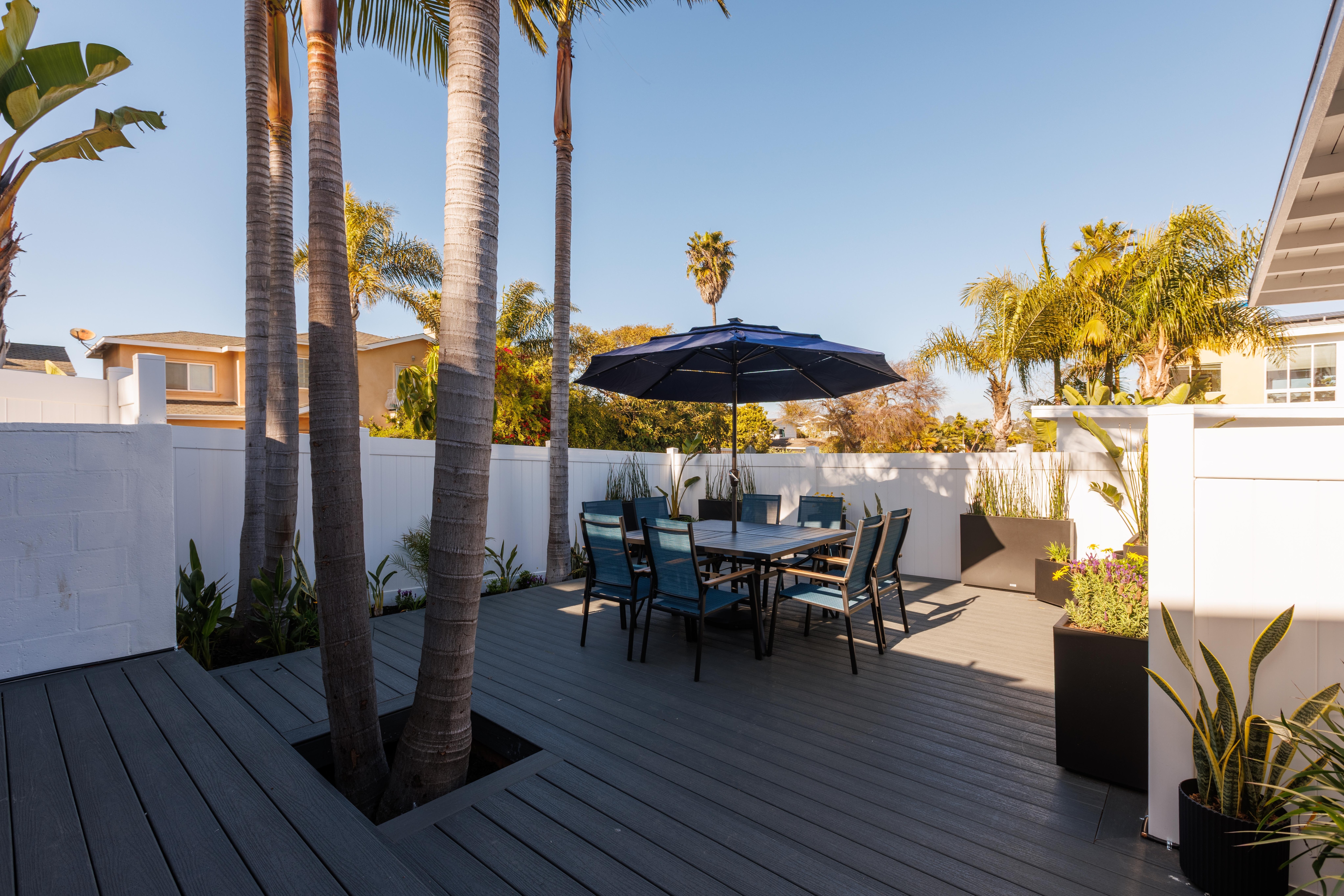 CB-3900A - Coastal Carlsbad Surfer's Dream CB-3900A - Coastal Carlsbad Surfer's Dream