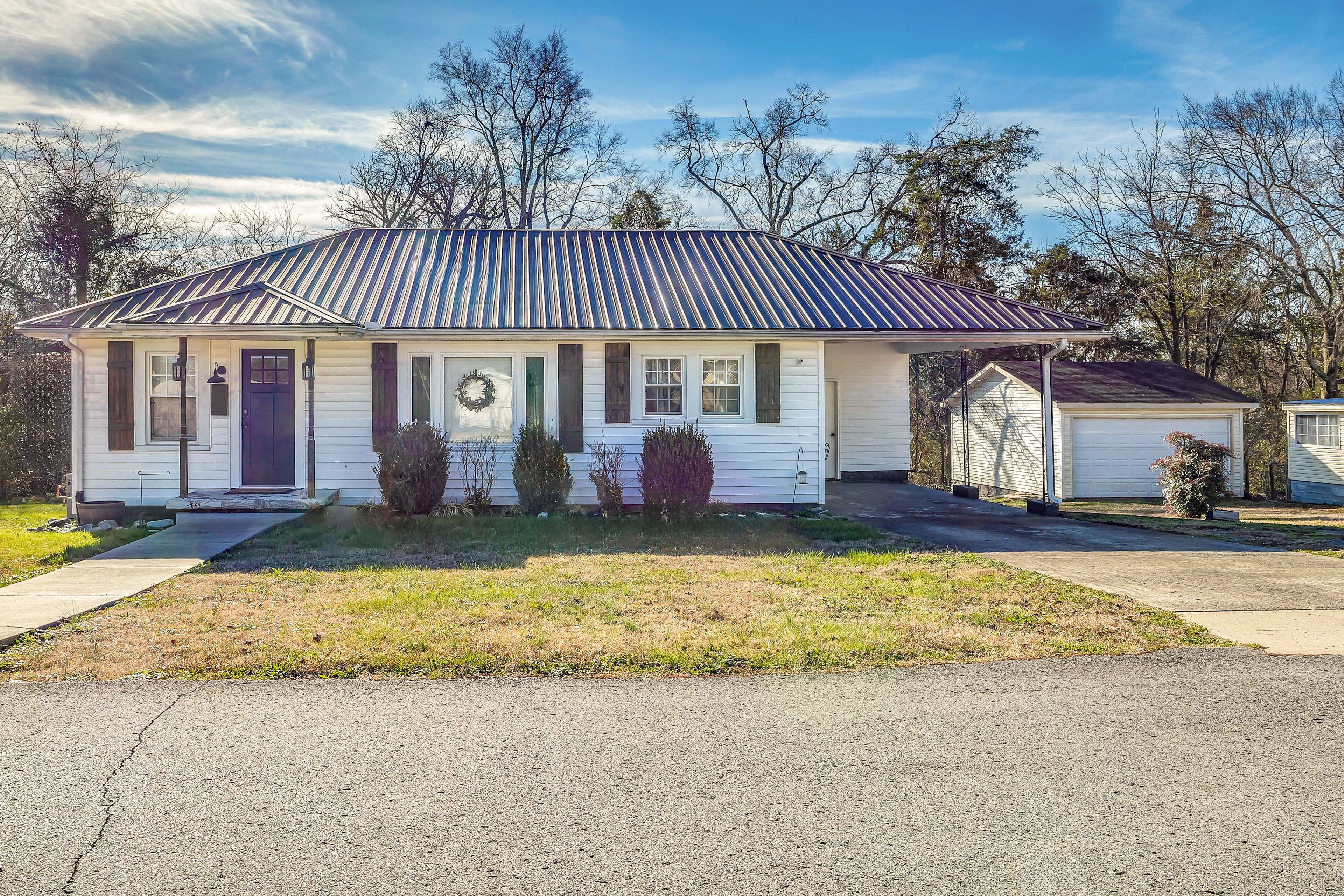 Property Image 1 - Cozy Shelbyville Home Near Hiking & Distilleries!