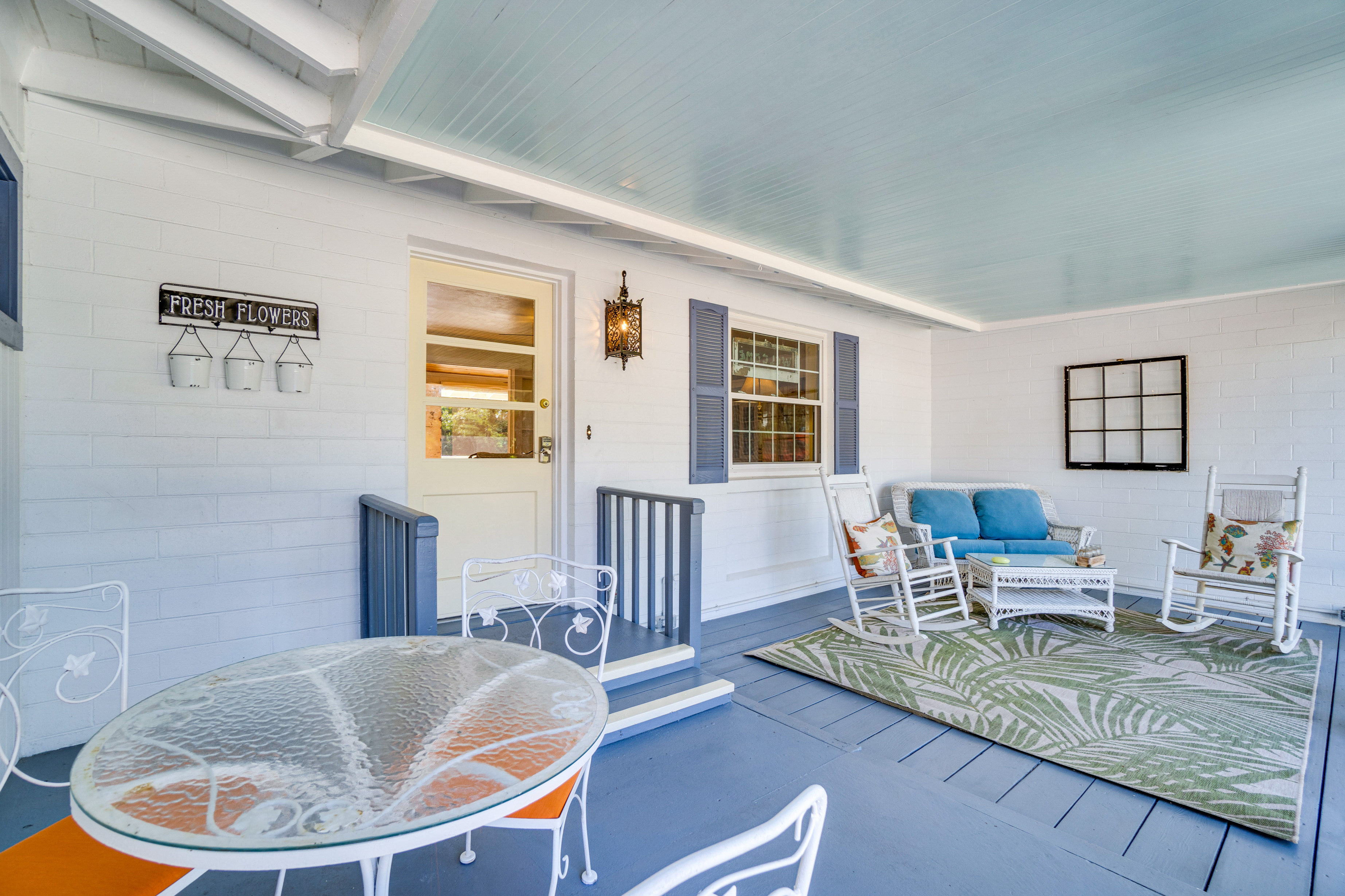 Vintage Mount Dora Cottage w/ Screened Porch!