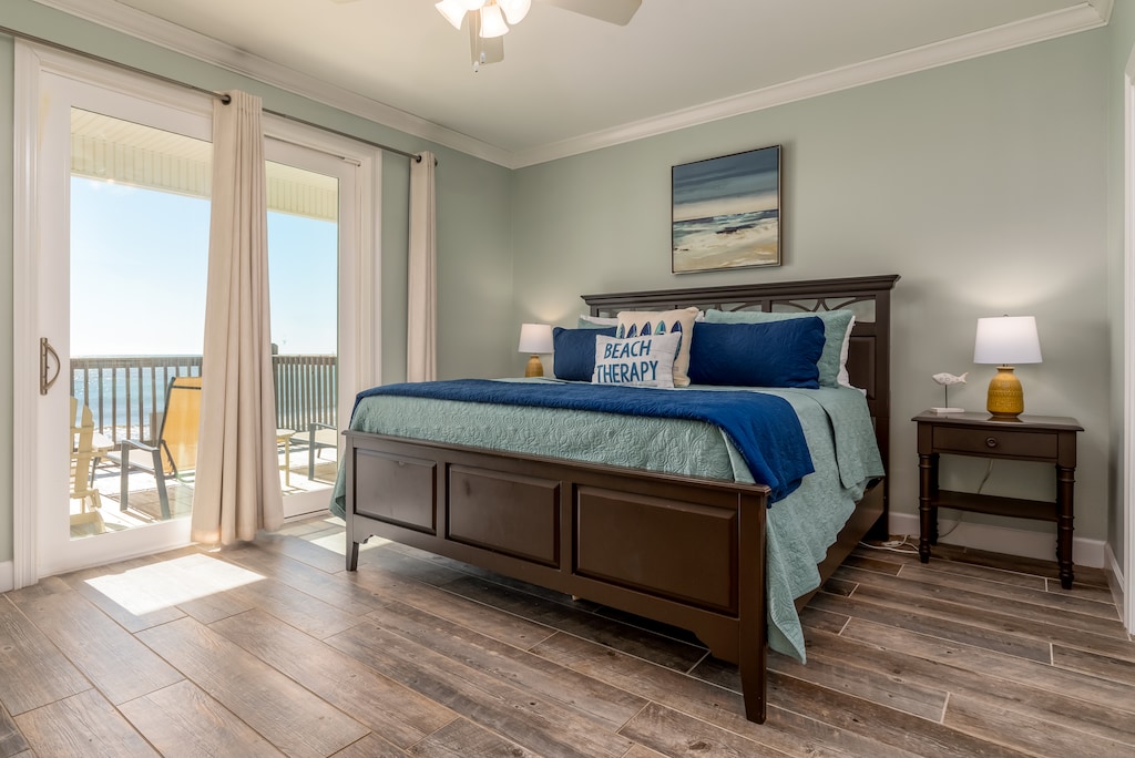 016 Grace Wins SW King Bedroom Suite Gulf View Dauphin Island