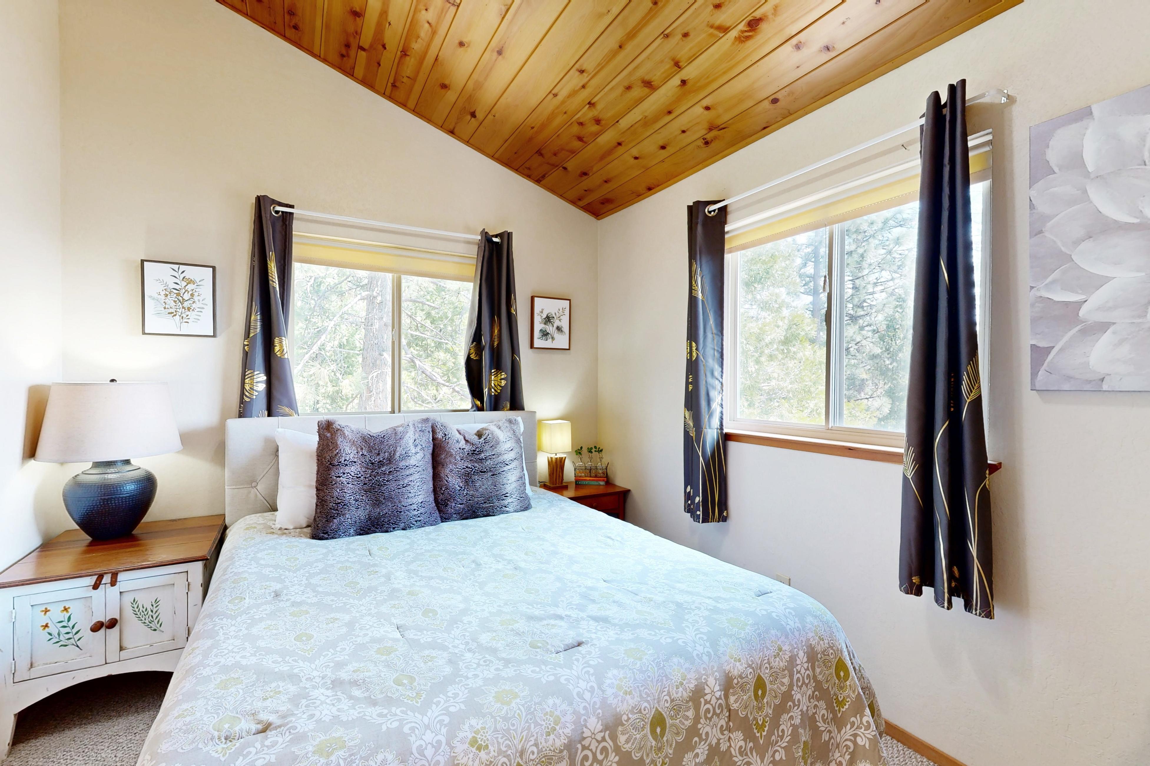 Blue Lake Springs Chalet