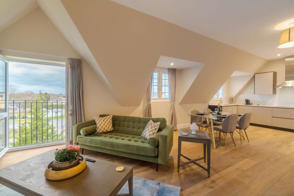 Property Image 1 - Luxury Penthouse - Castle Views - 2 Bed & Parking