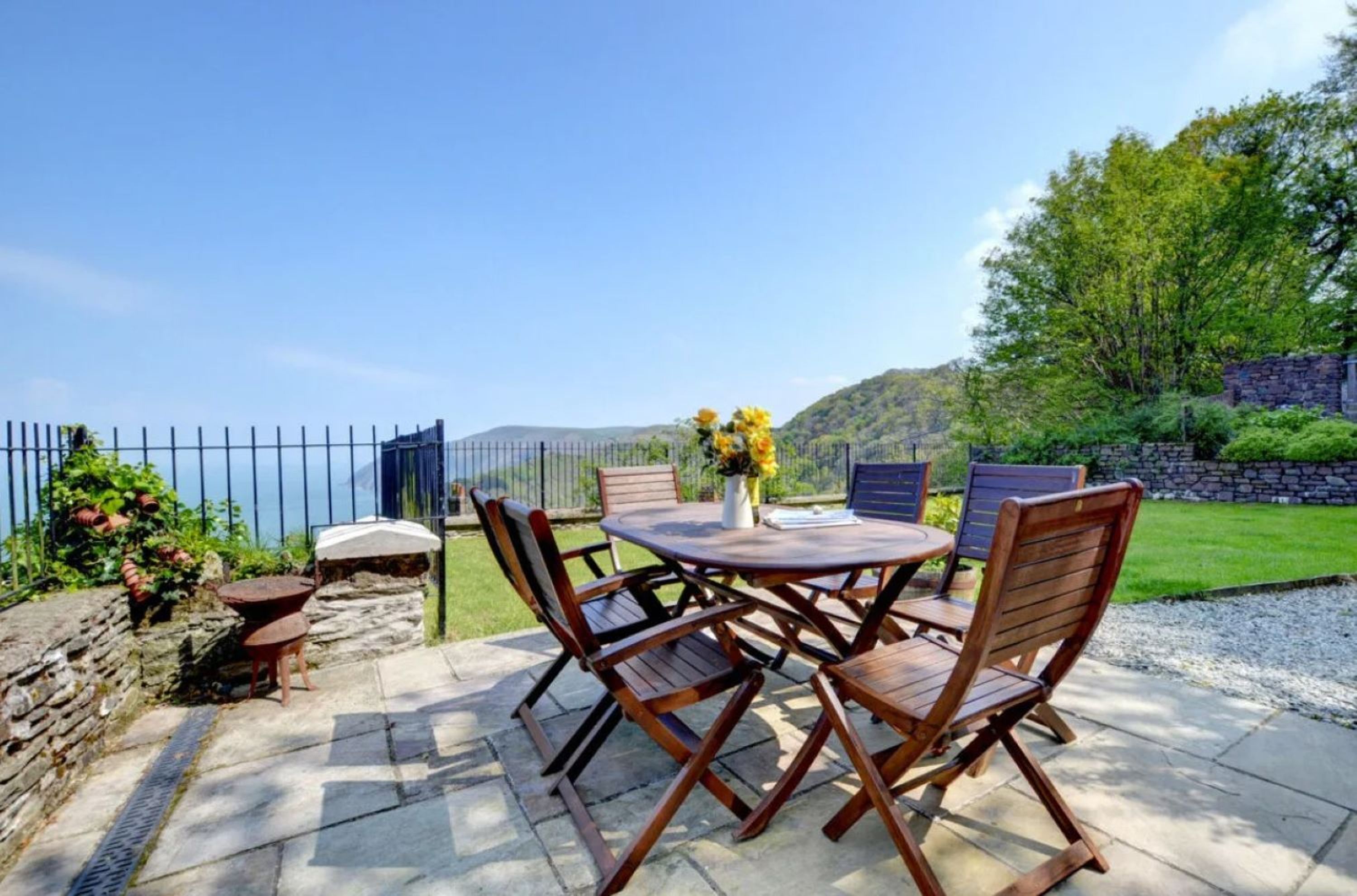 Property Image 1 - A 3 bed cottage in Exmoor with fantastic sea views