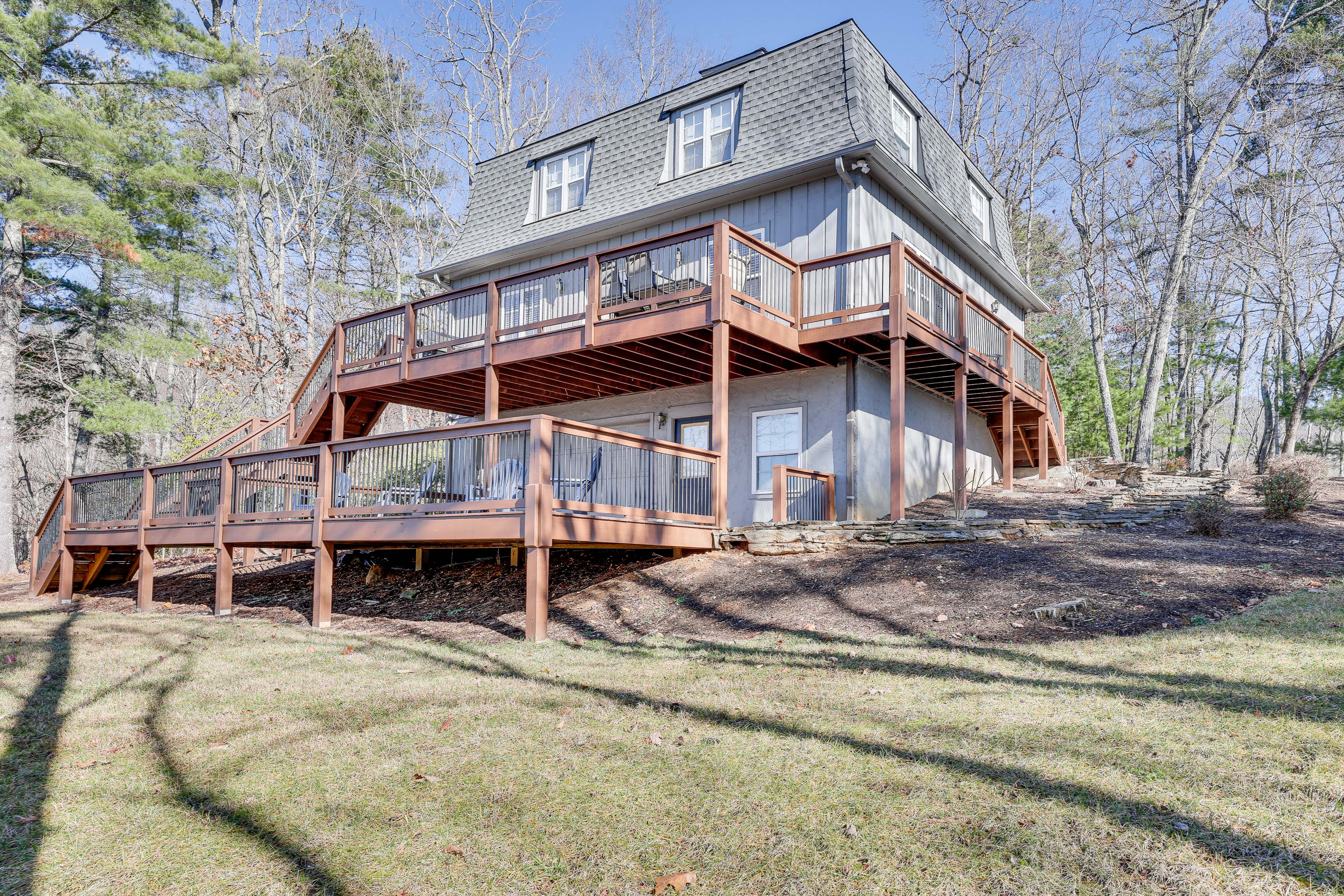 Property Image 2 - Stunning Hayesville Retreat: 2 Mi to Lake Chatuge