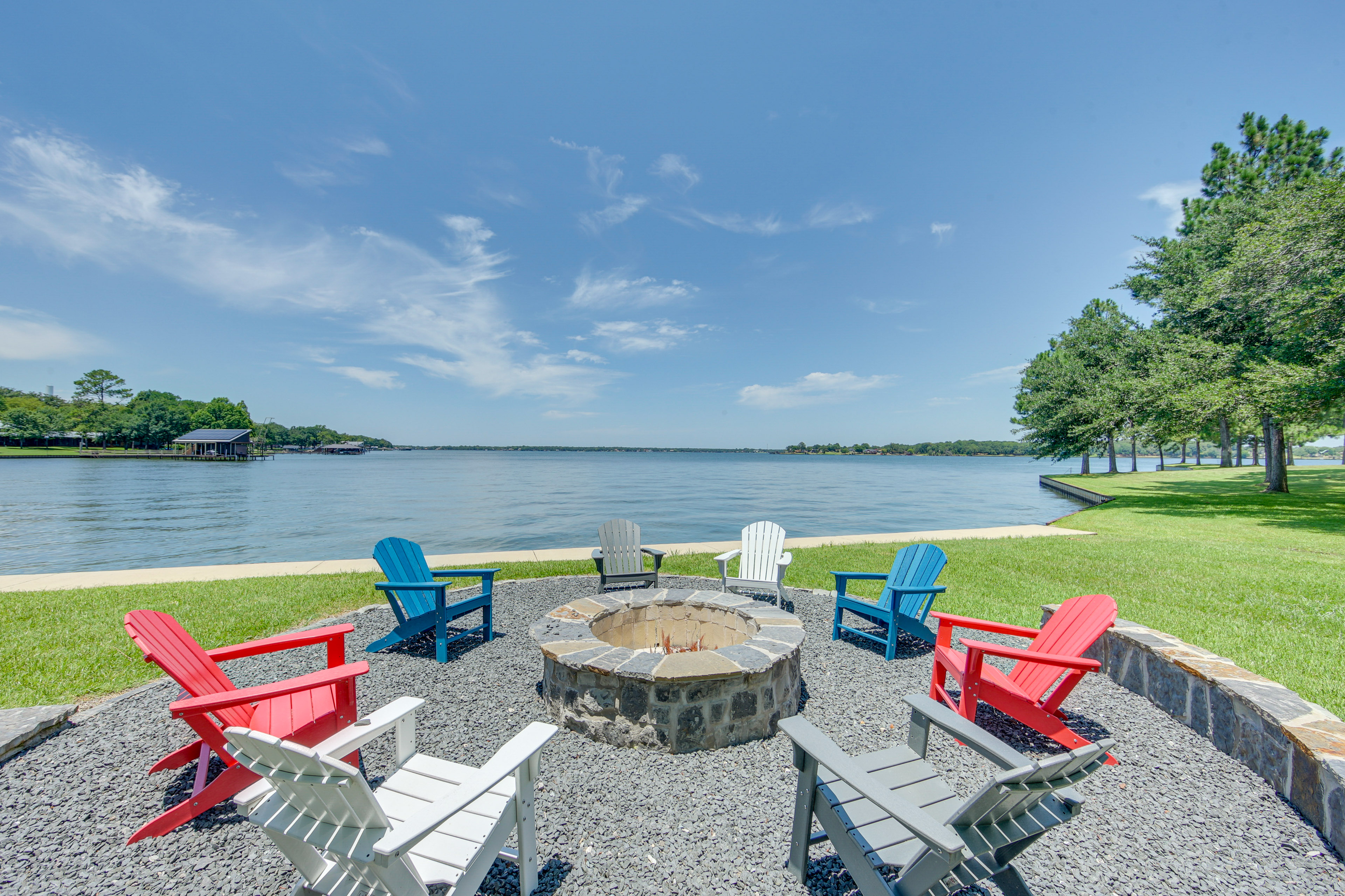 Property Image 1 - Upscale Lakefront Texas Home: Private Dock & Decks