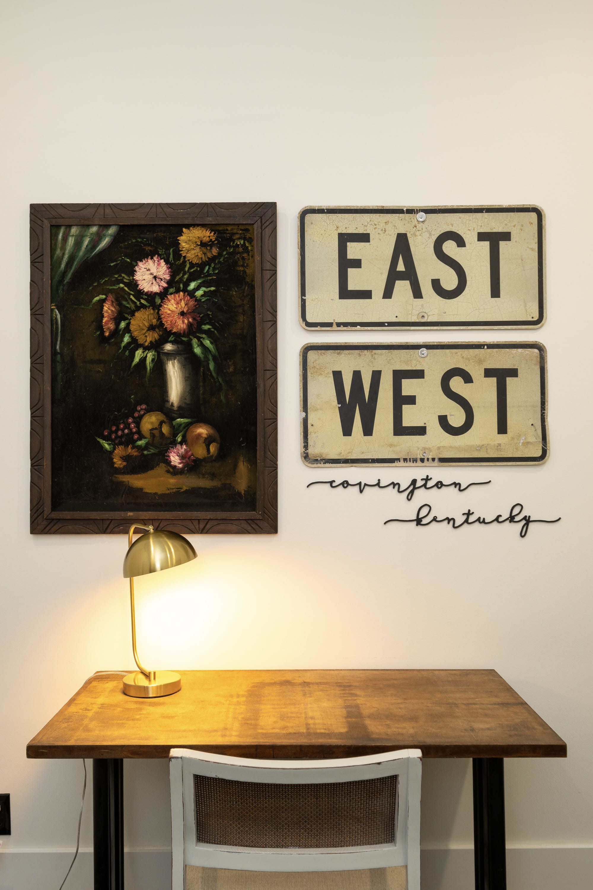 East meets West art in the bedroom