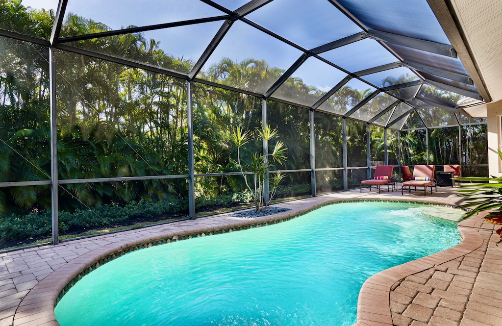 Soak up the sun in your private, screened lanai featuring a heated pool and southern exposure all day long.