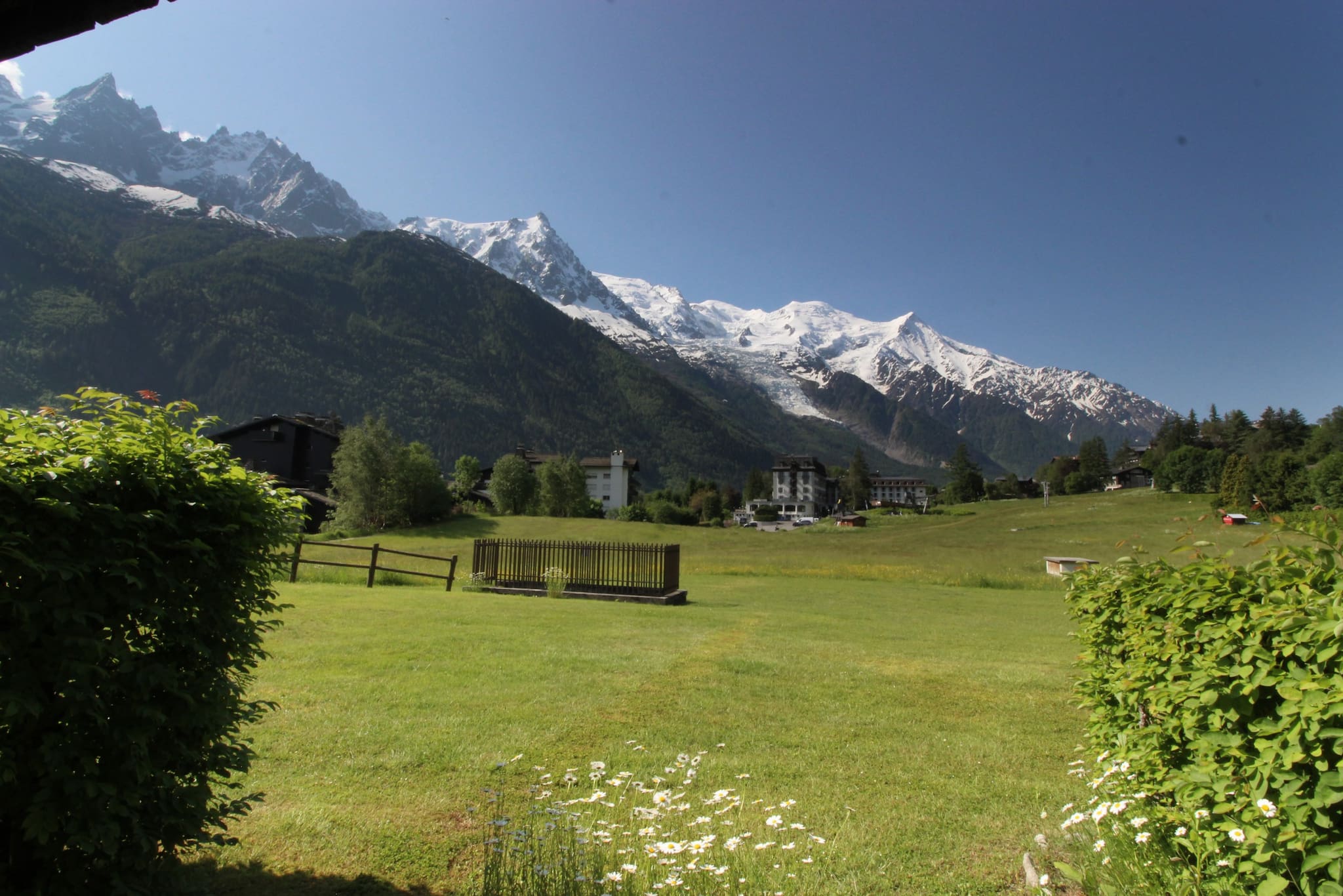 Property Image 1 - Le Savoy - Terrace view Mont-Blanc