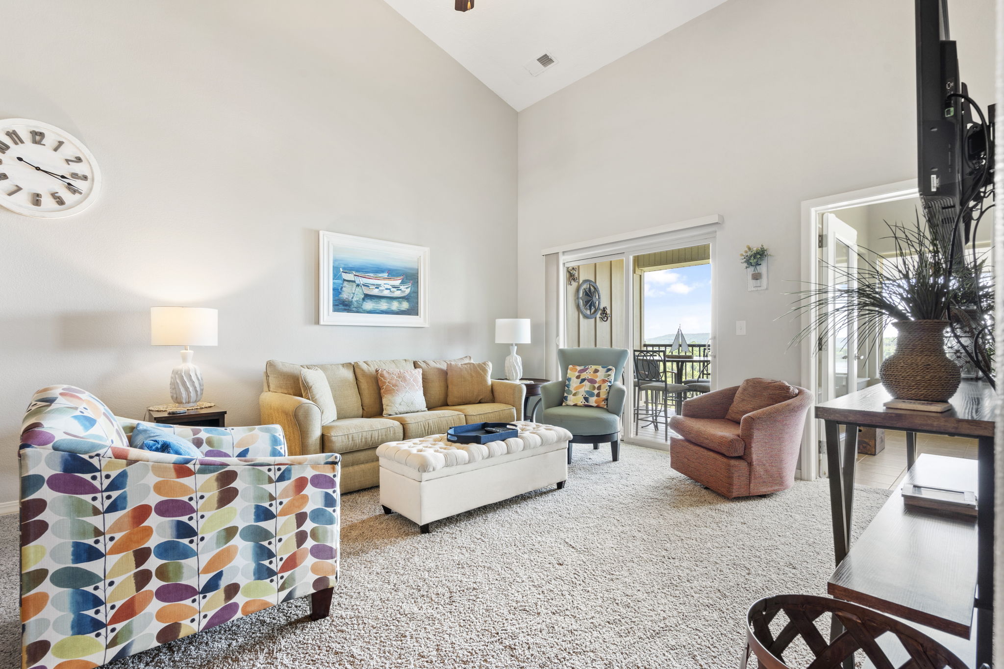 Bright and Inviting Living Room