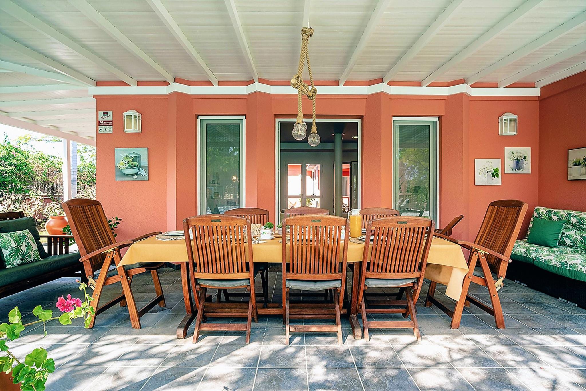 El Flamboyan by VillaGranCanaria