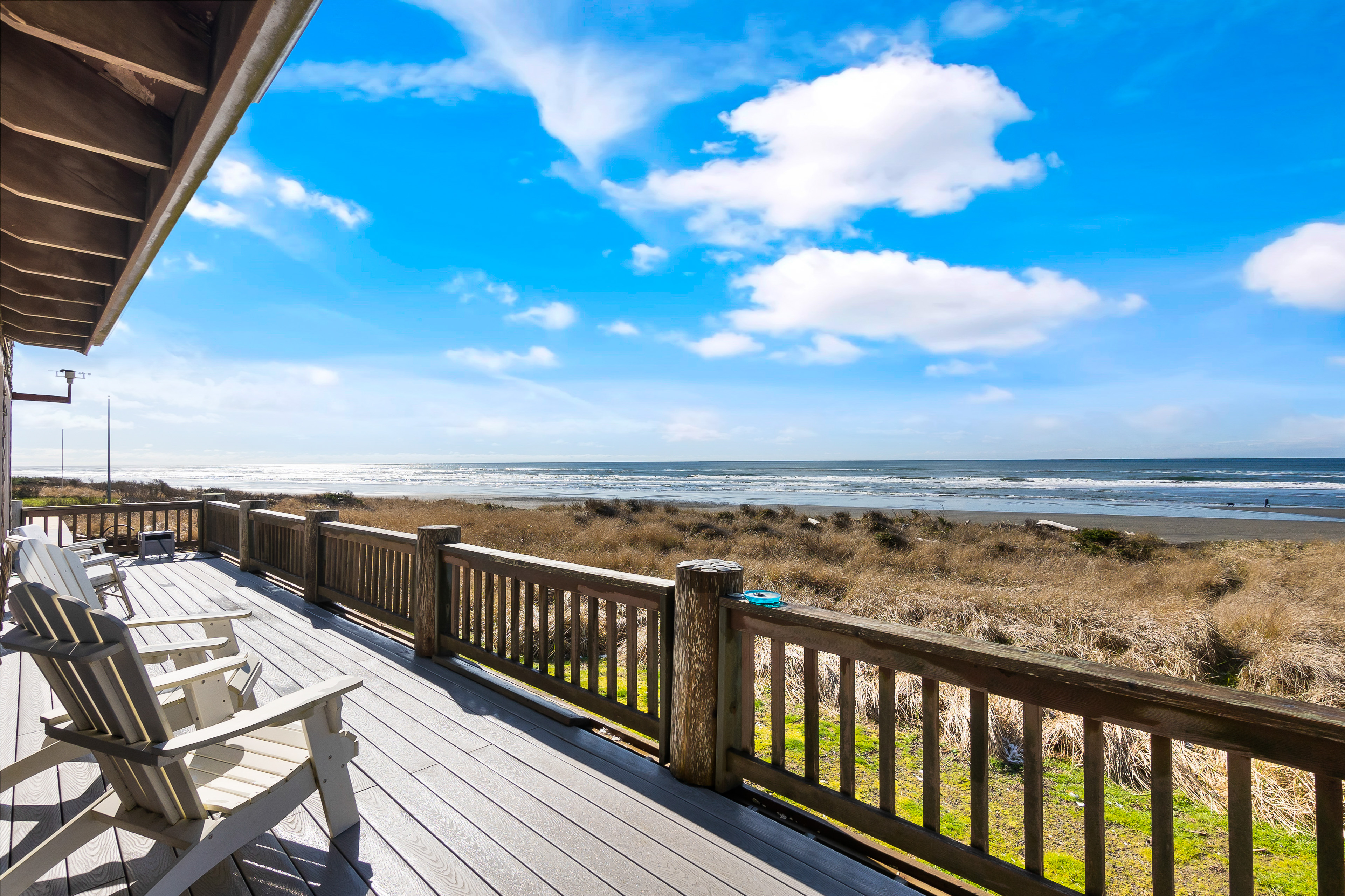 Property Image 2 - Impressive Westport Oceanfront Home: Walk to Beach