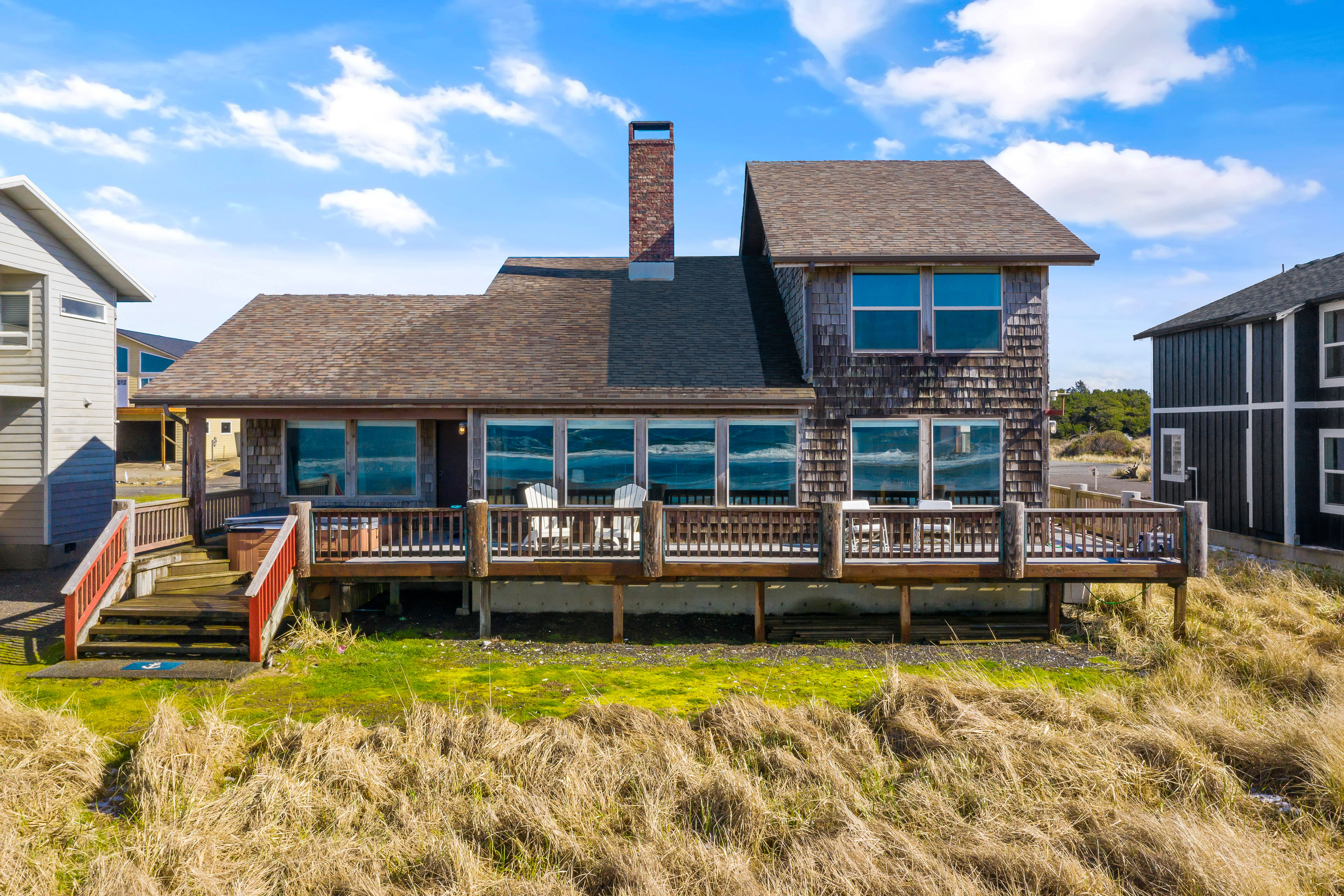 Property Image 1 - Impressive Westport Oceanfront Home: Walk to Beach