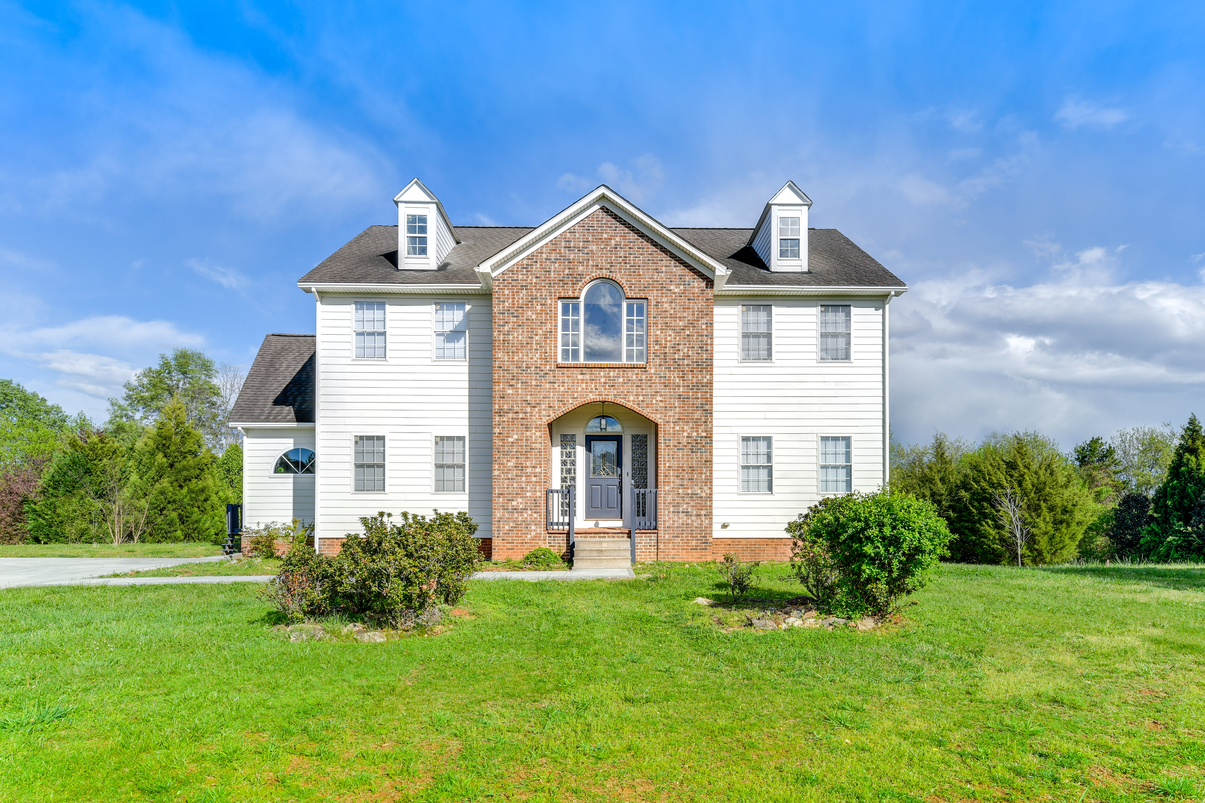 Property Image 1 - Pet-Friendly Lake Norman Retreat w/ Deck & Grill