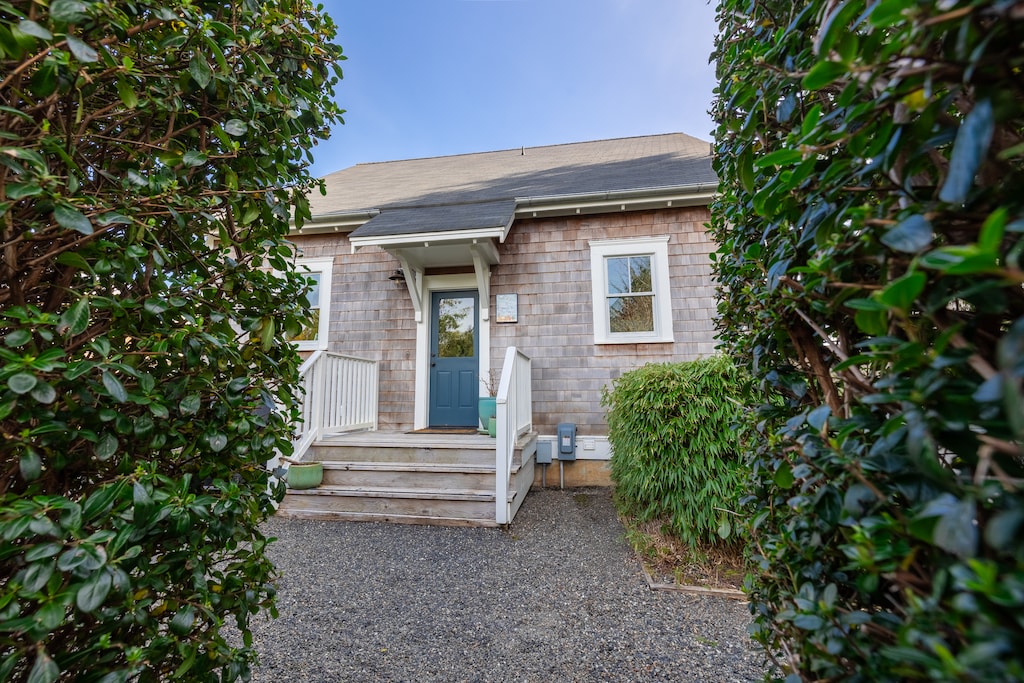 Private backyard for evenings under the stars