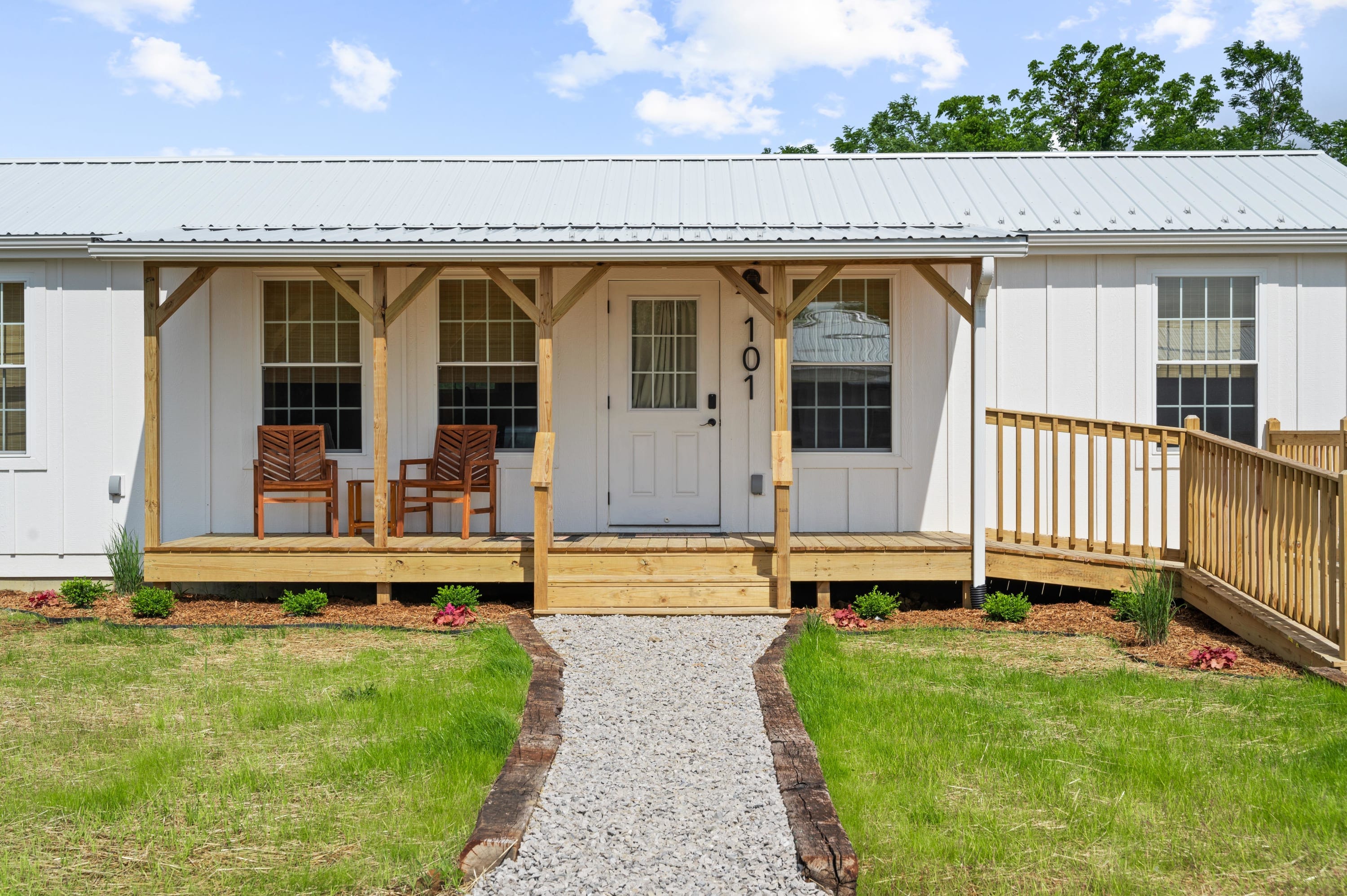 This cabin is equipped with a ramp for convenient access! 