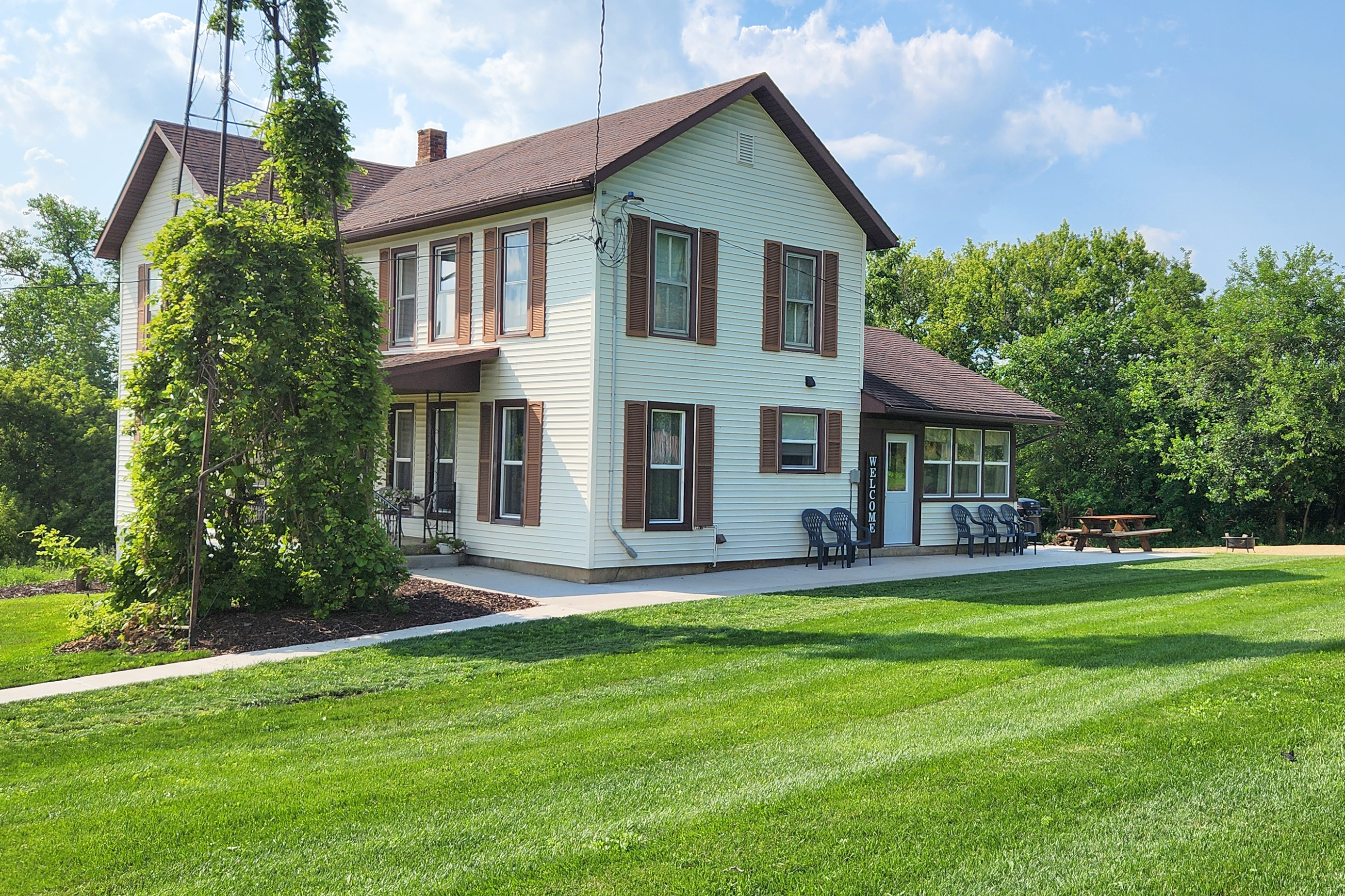 Property Image 1 - Wisconsin Farmhouse Stay: UTV, Boat, Snowmobile!