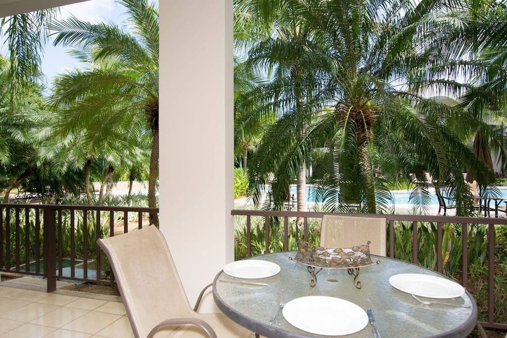 Exterior Dining Area