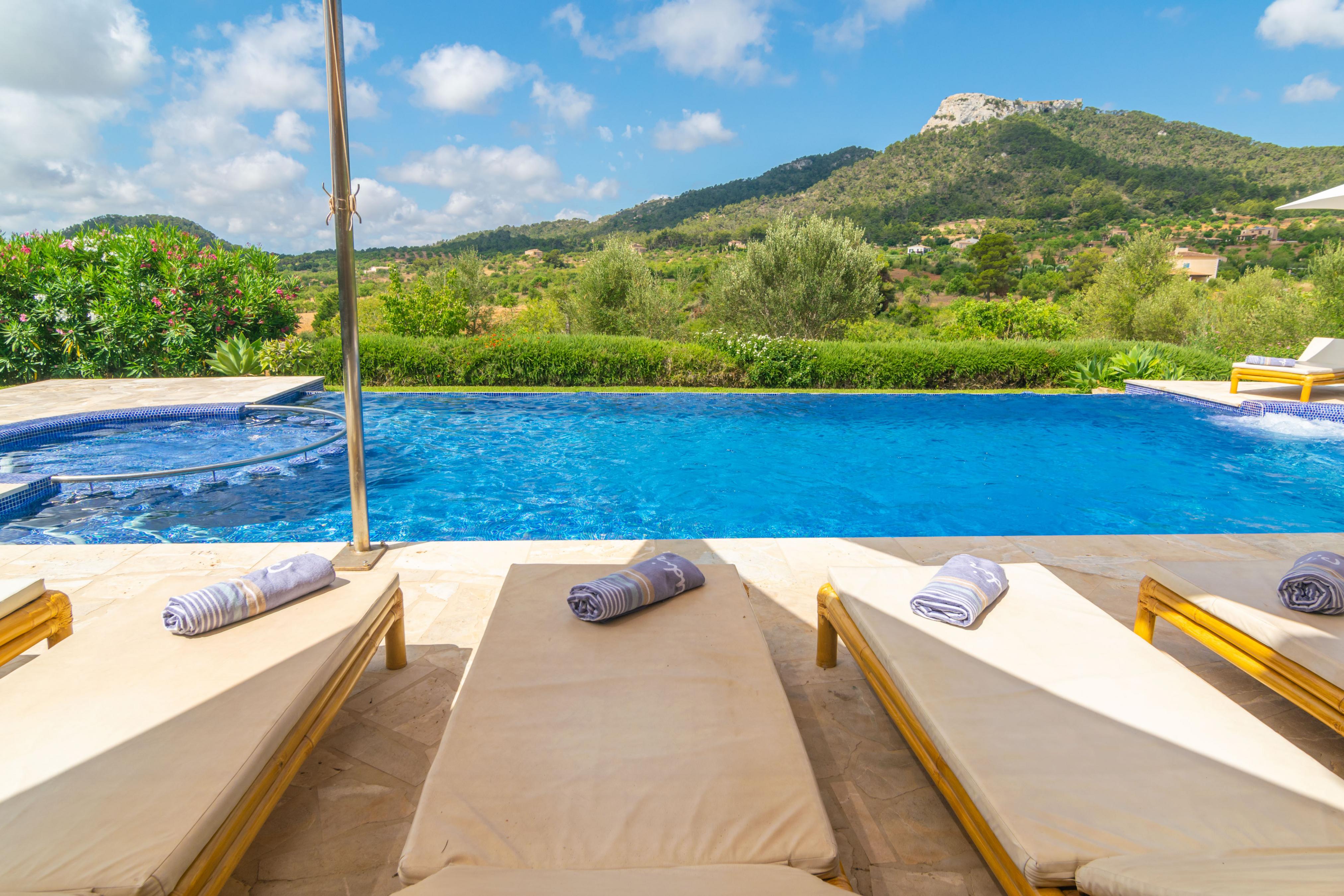 Property Image 2 - S’ALBARCOQUER - Stunning villa with private swimming pool and free WiFi