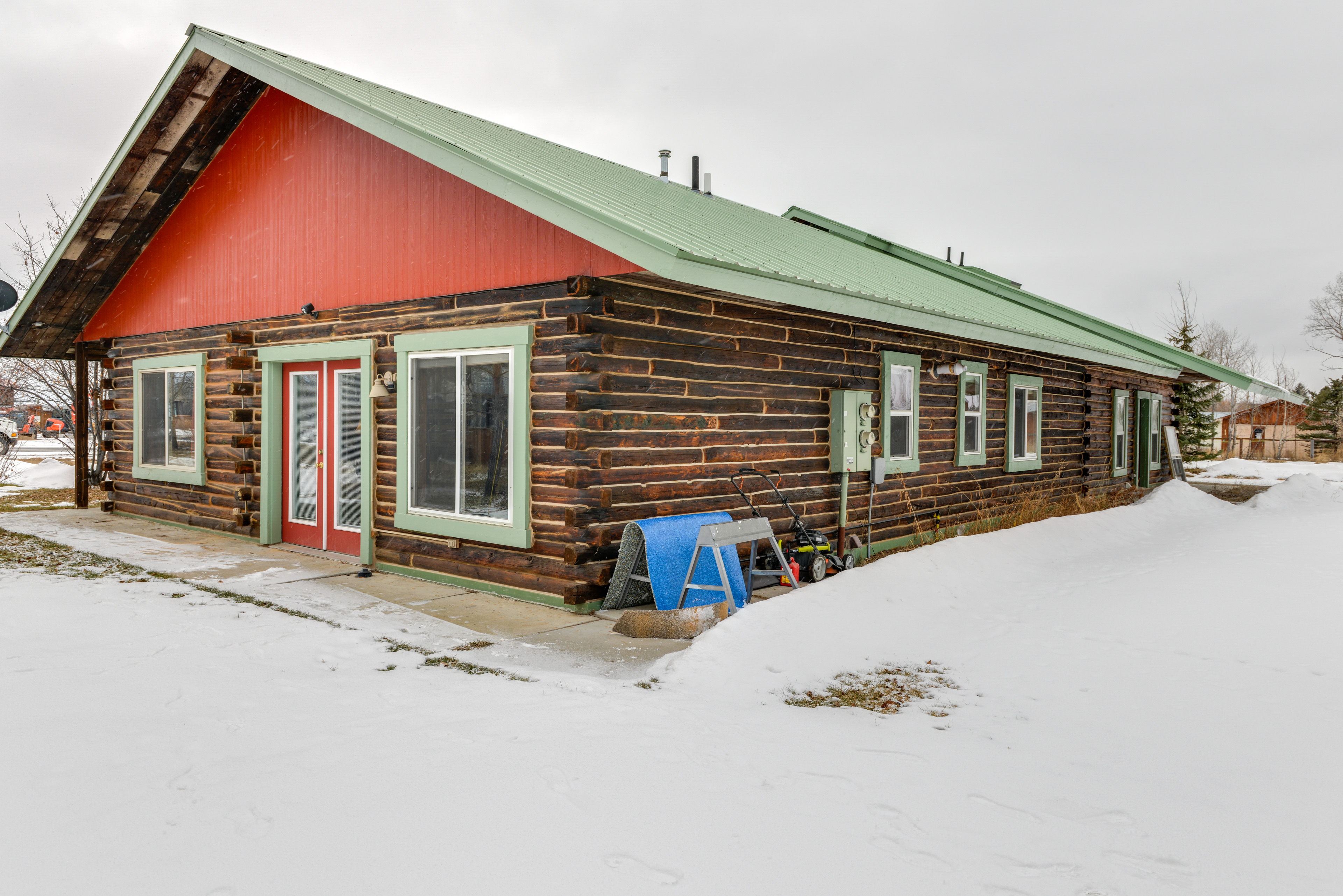 Charming Duplex w/ Patio: 12 Mi to Grand Targhee!