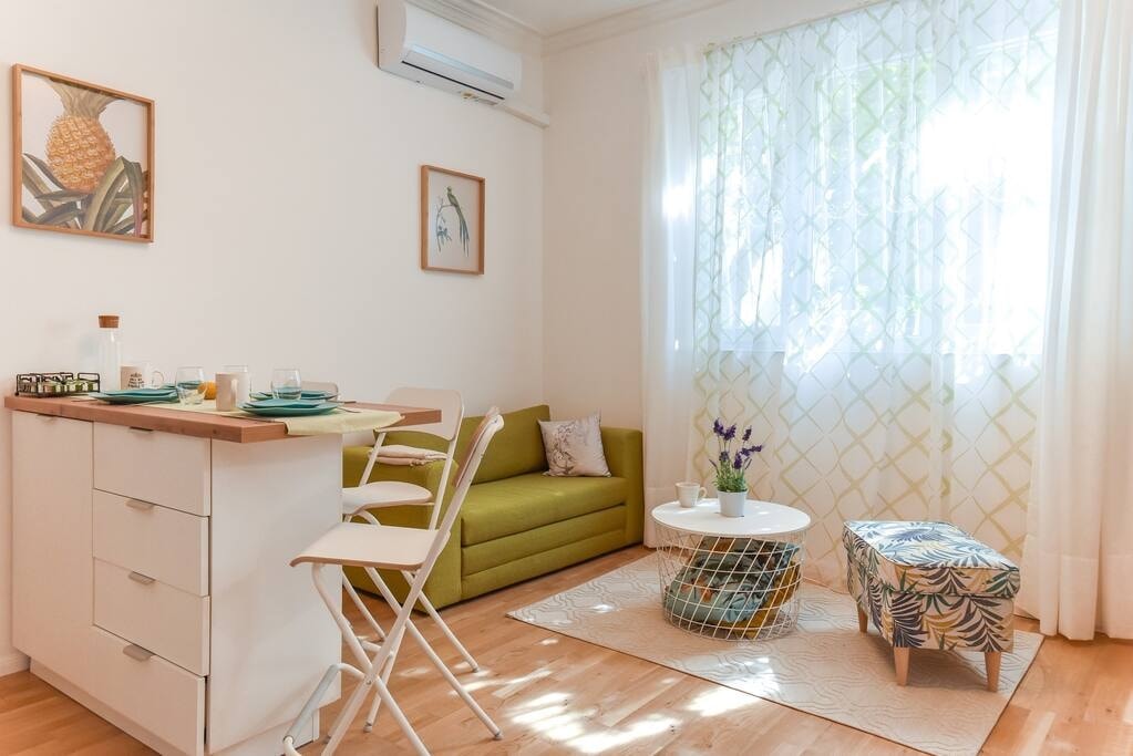 Krasimir Gladstone 2 · Cosy & renovated 2BD flat near Vitoshka - Home ...