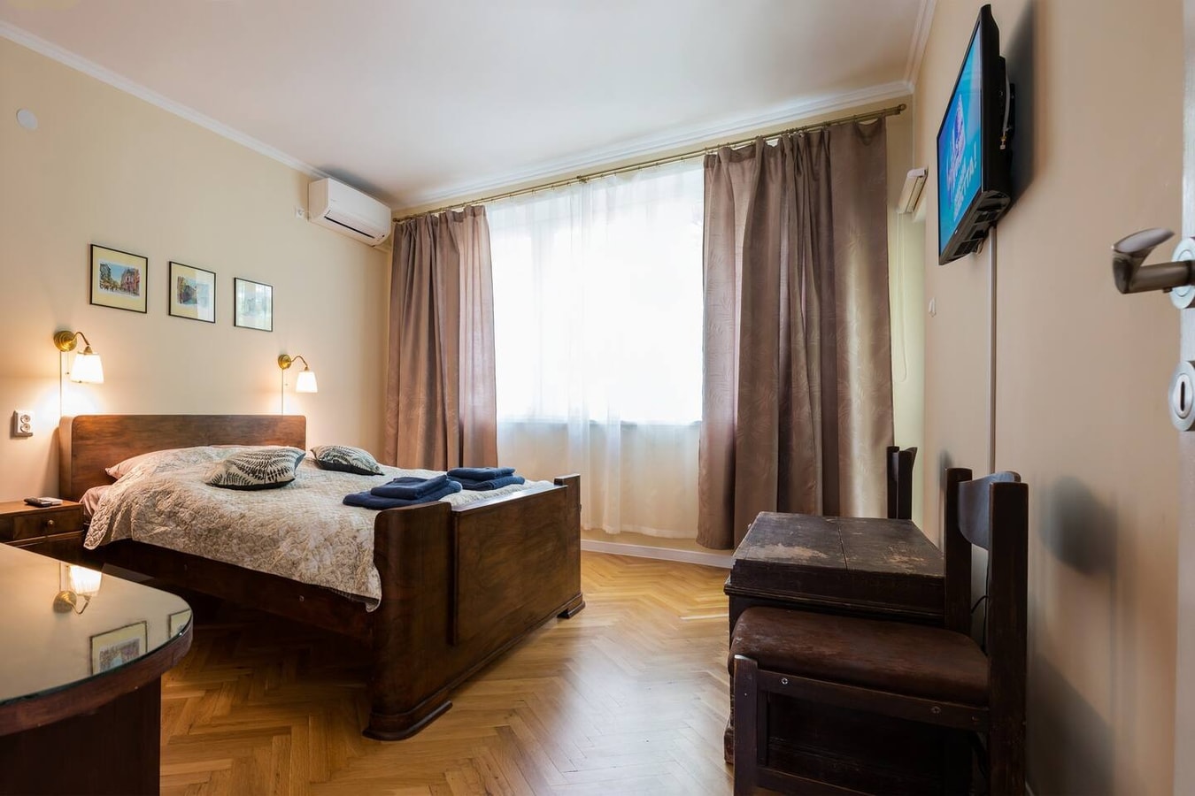 Property Image 2 - PLOVDIV Poli Markovo · Bright and Cozy 2BD. Flat in Plovdiv’s City Centre