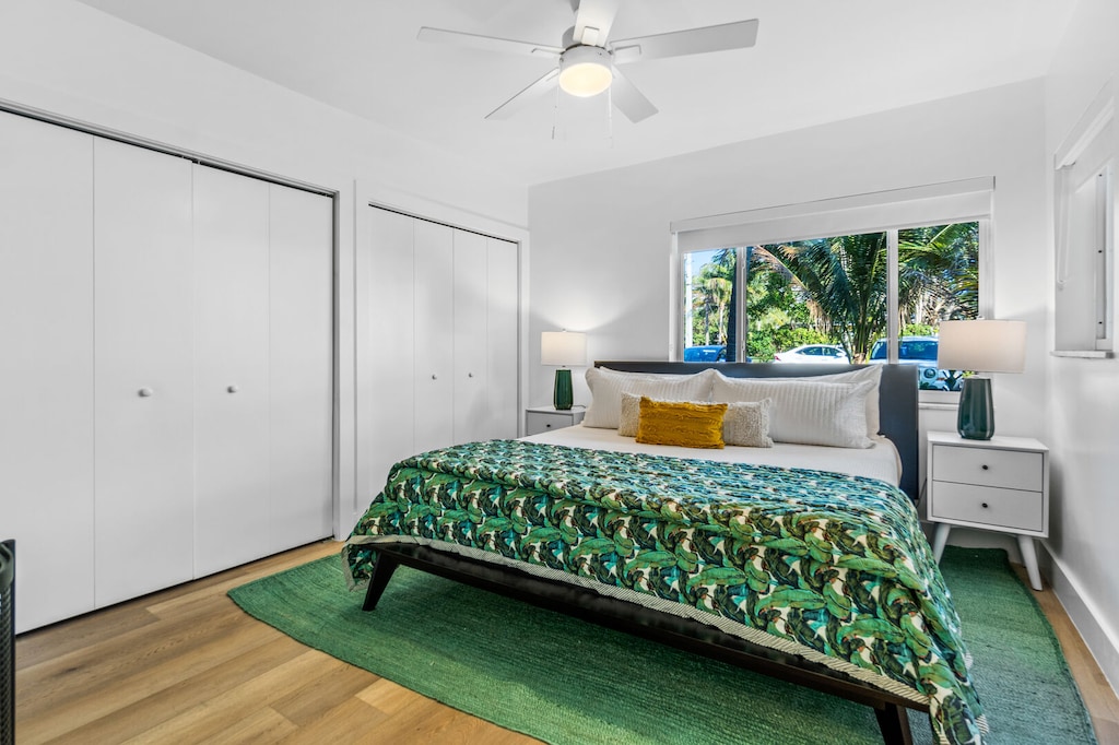 King size bed with high quality linens