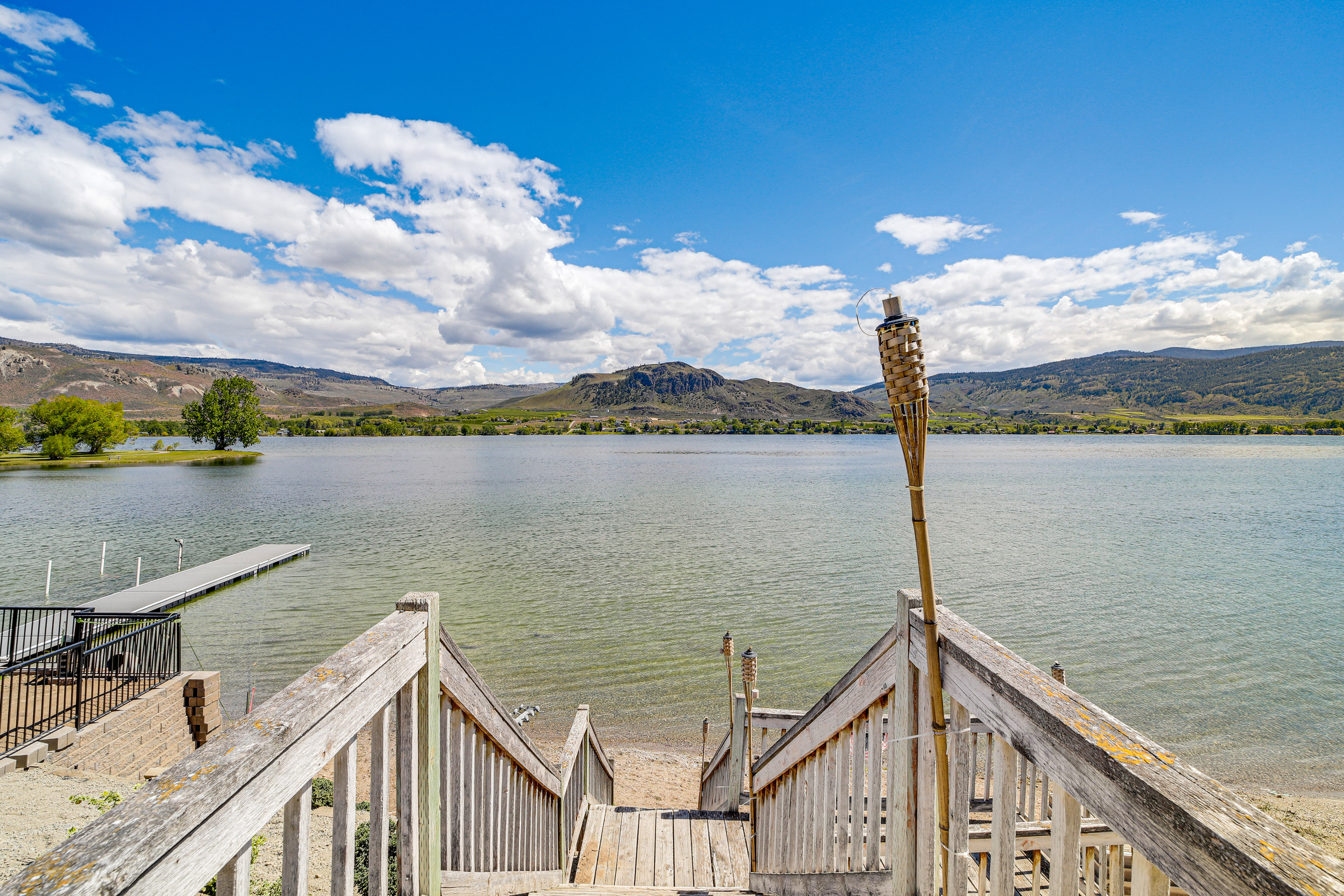 Property Image 2 - Lakefront Oroville Paradise: Private Beach & Dock!