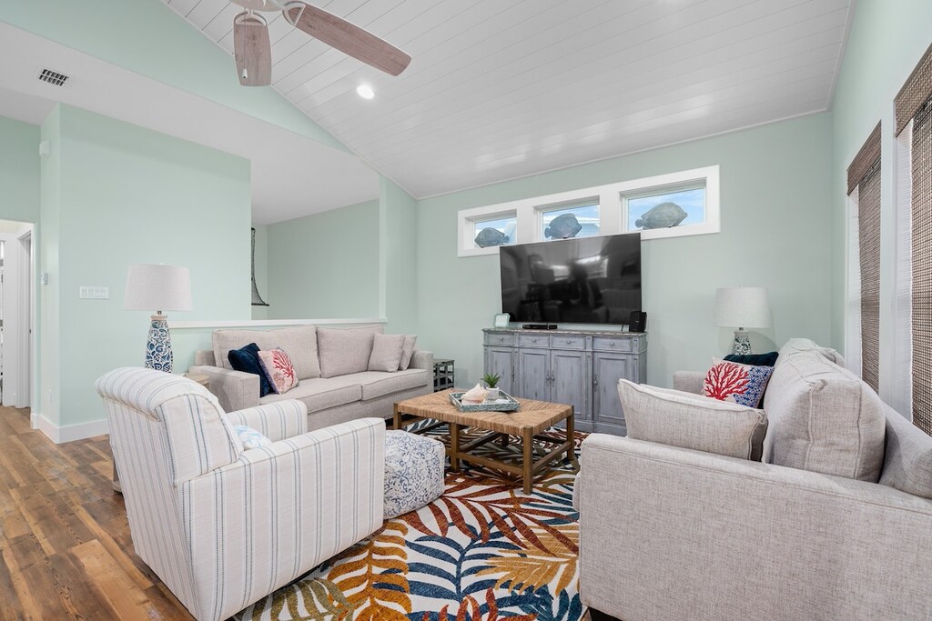 Cozy, Clean Living Space