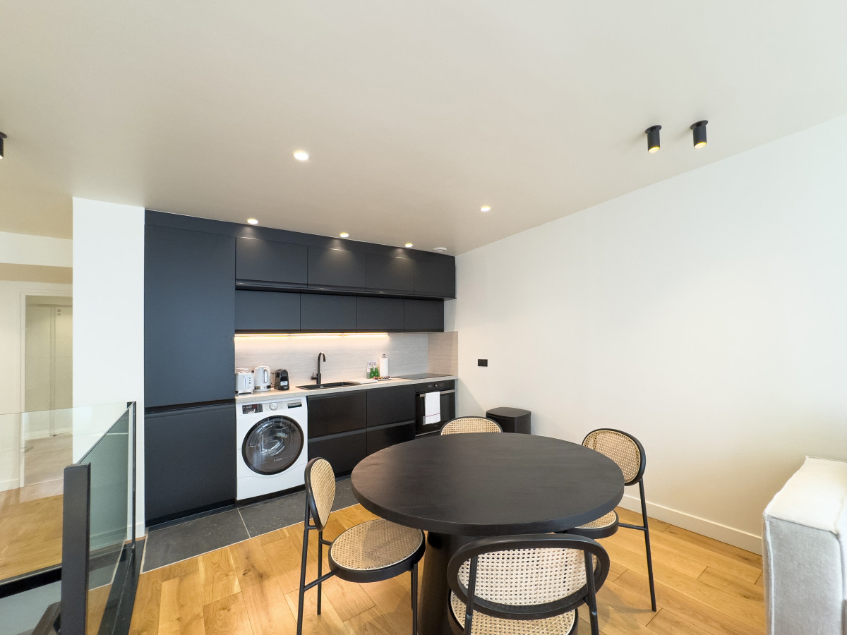 Property Image 2 - Trendy, sophisticated and modern in Montorgueil, Paris