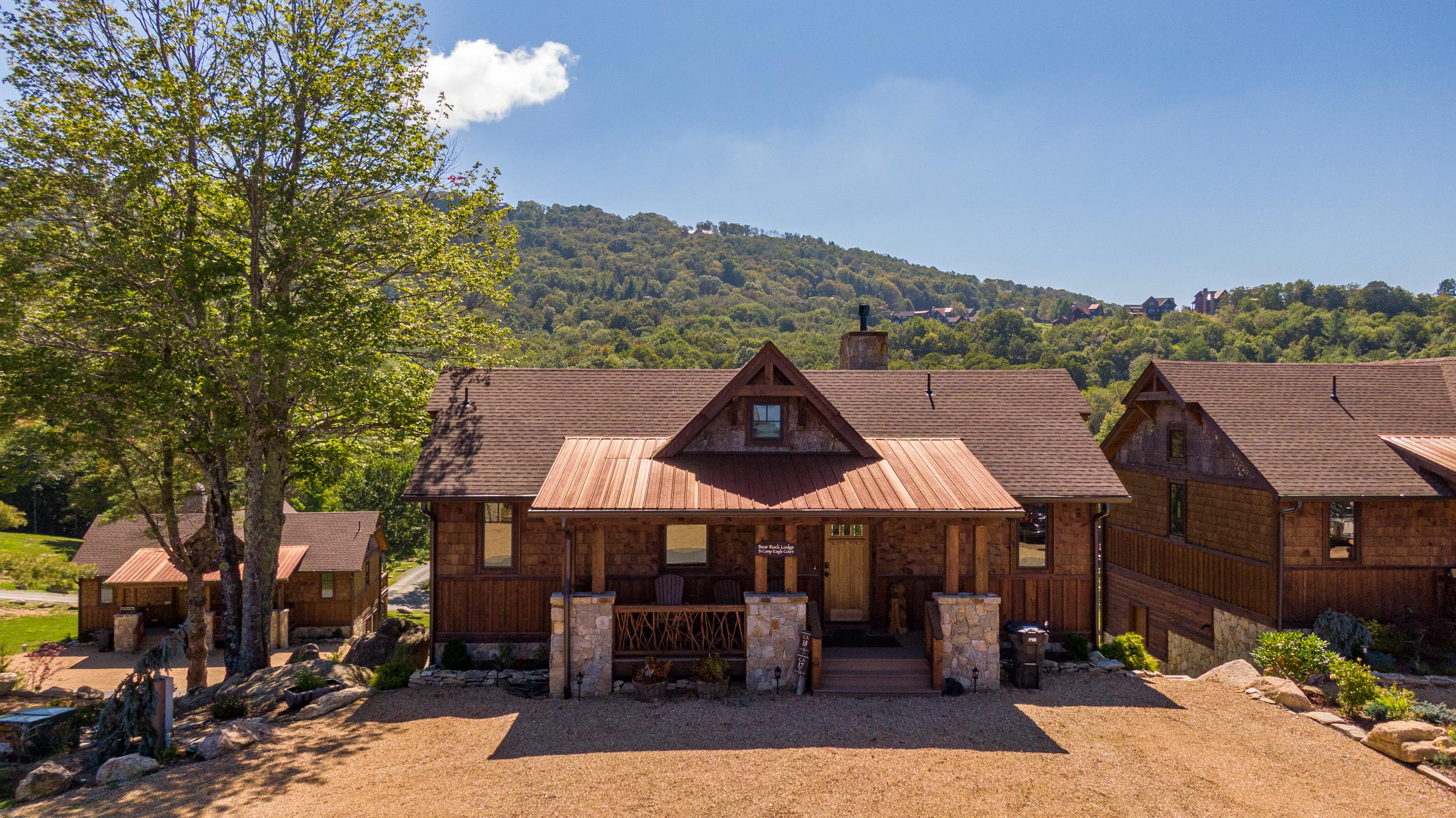 Bear Rock Lodge at Eagles Nest