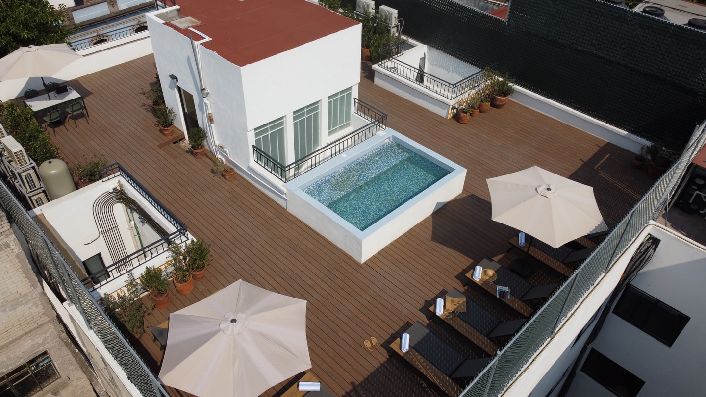 Property Image 1 - Roma AC Apartment with Rooftop Pool deck