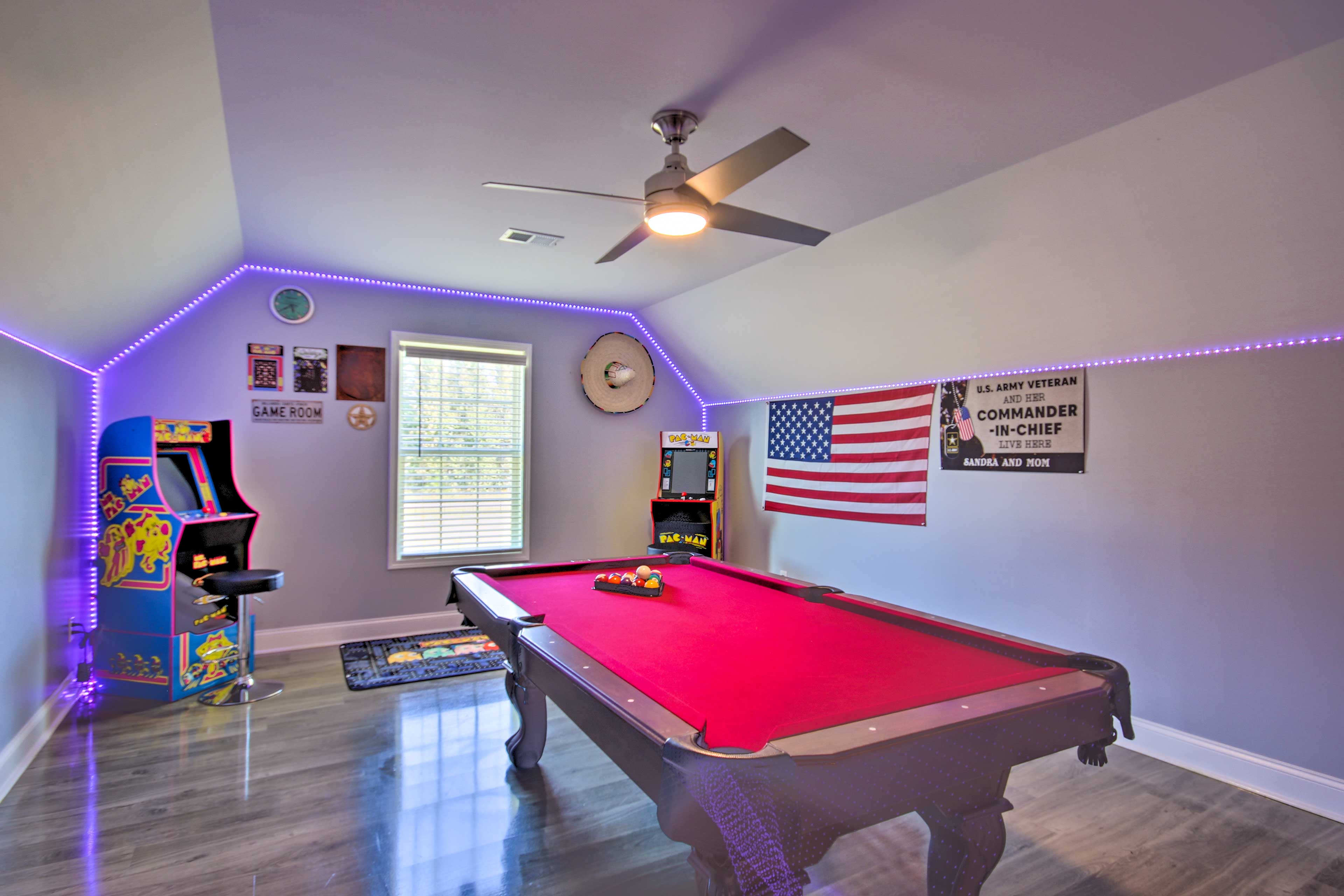 Bright Hopkins Home w/ Game Room & Fire Pit!