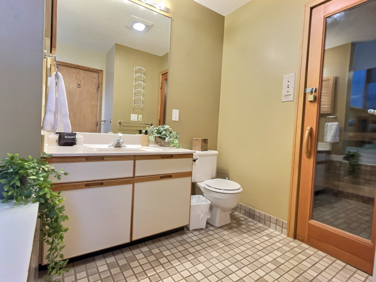 SugarBear- Pool, Hot Tub, 2 En Suites BRs