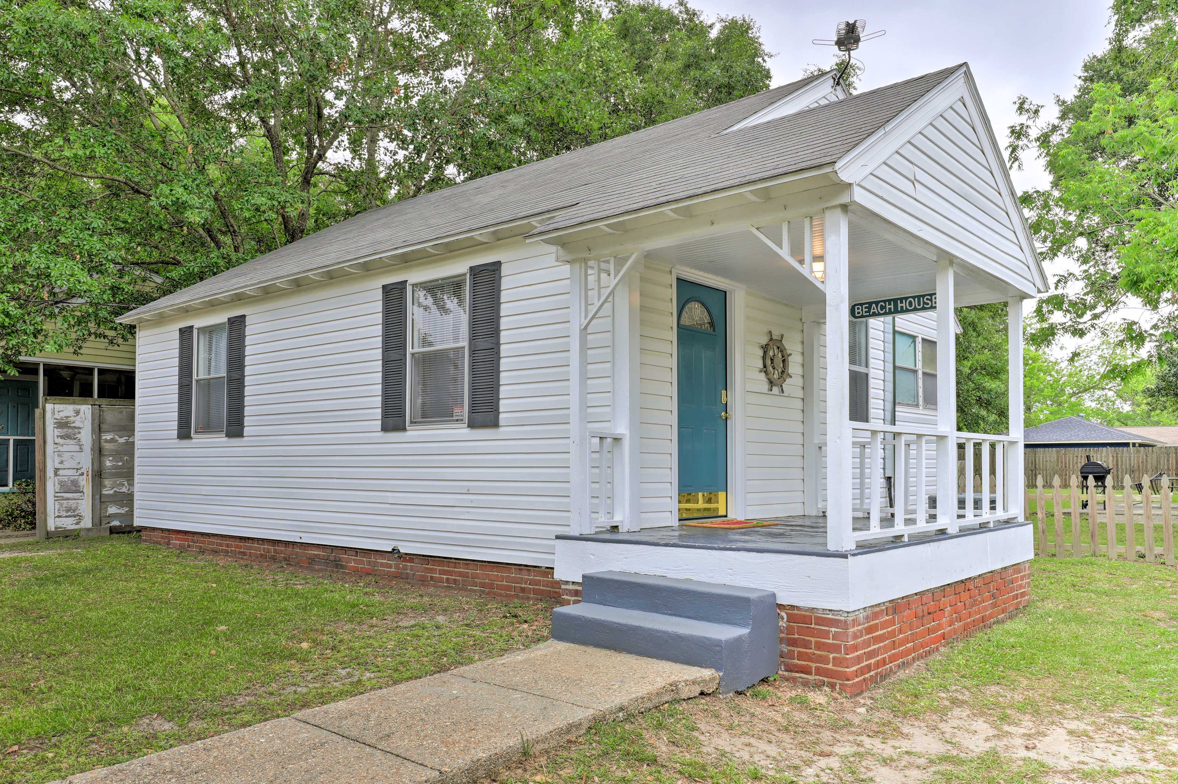 Property Image 1 - Gulfport Home w/ Deck & Grill, Walk to Beach!