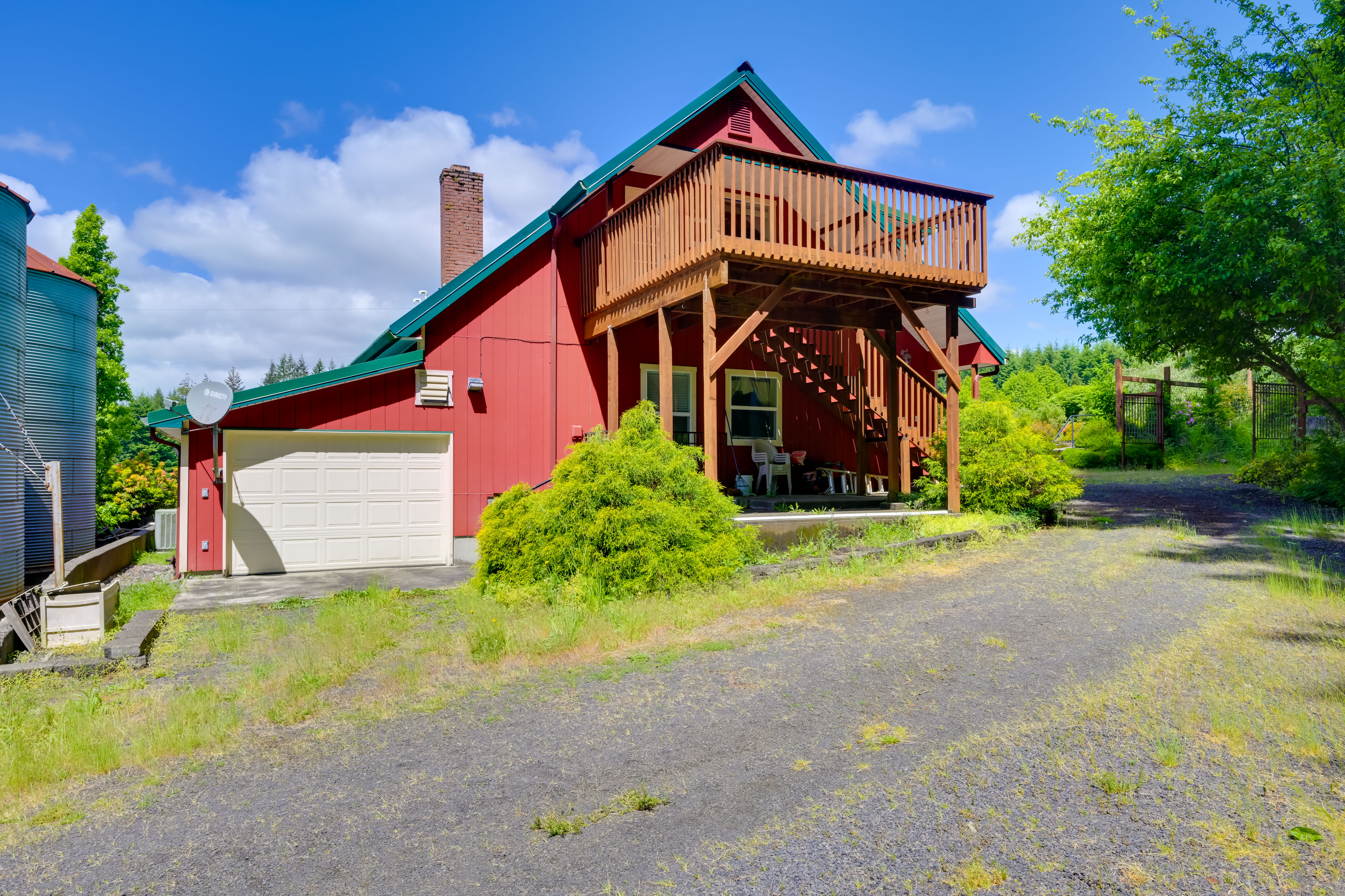 Chehalis Retreat w/ Scenic Views!