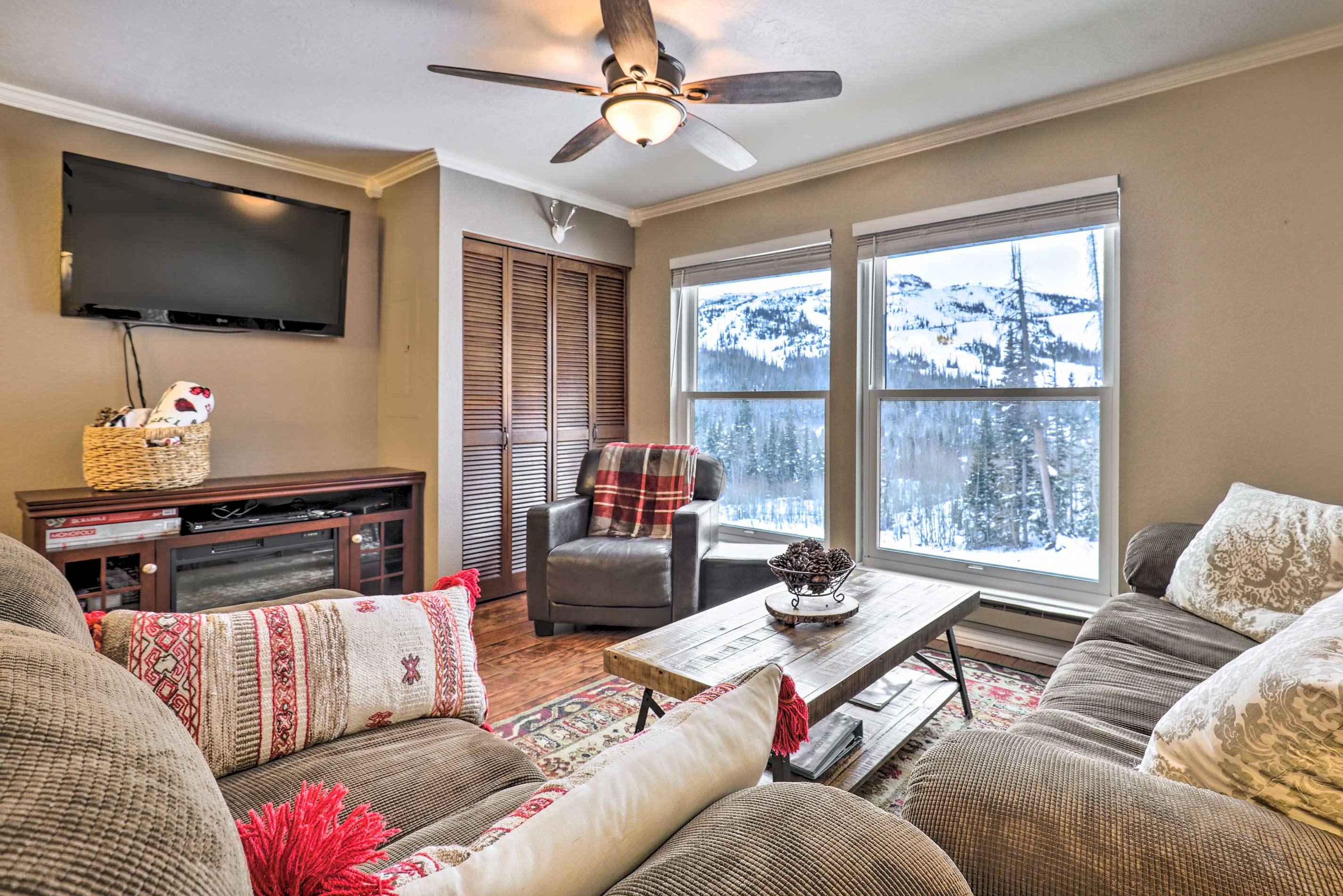 Property Image 1 - Copper Chase Condo: < 1 Mile to Brian Head Skiing!