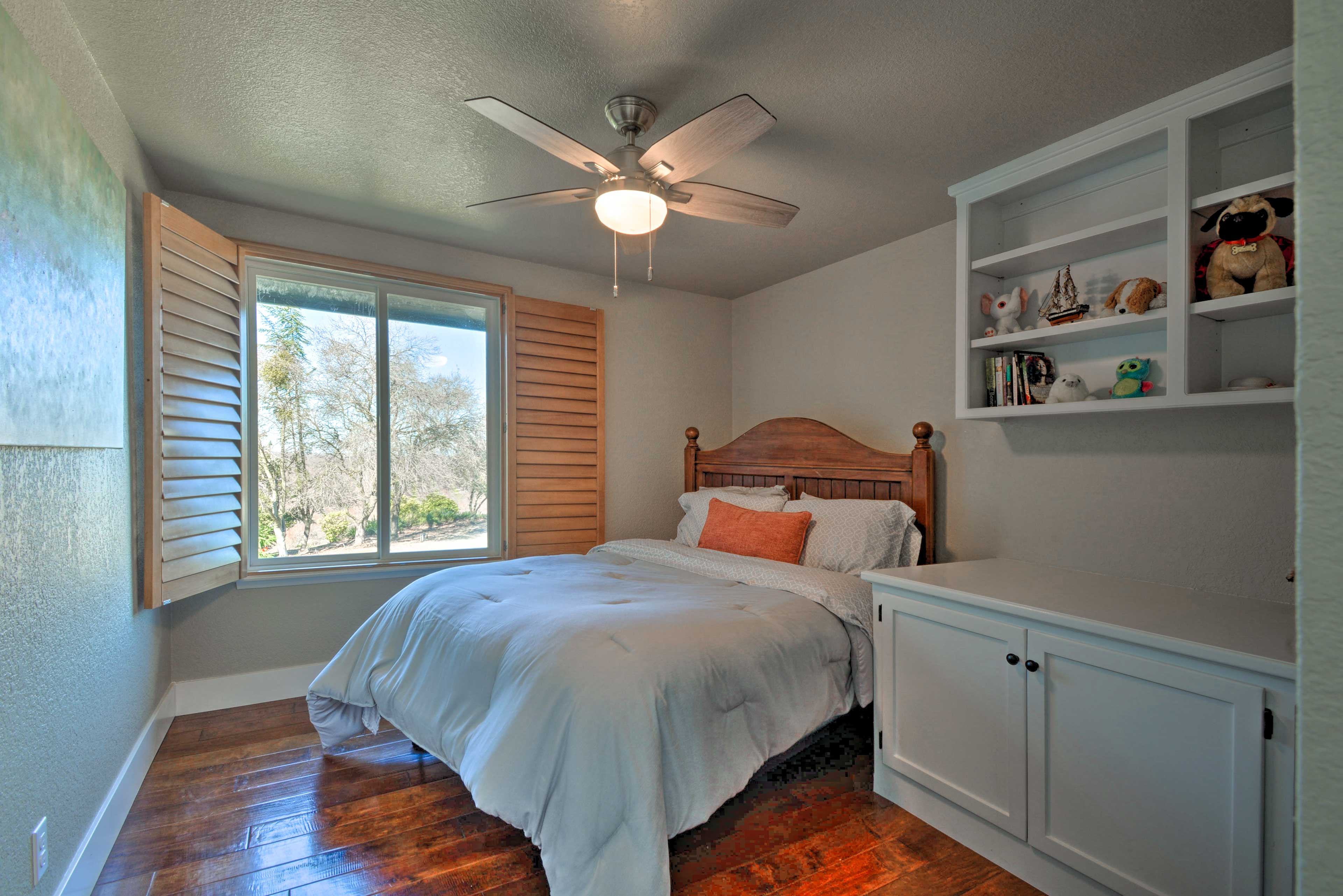 Picturesque Farmhouse on Working Almond Ranch