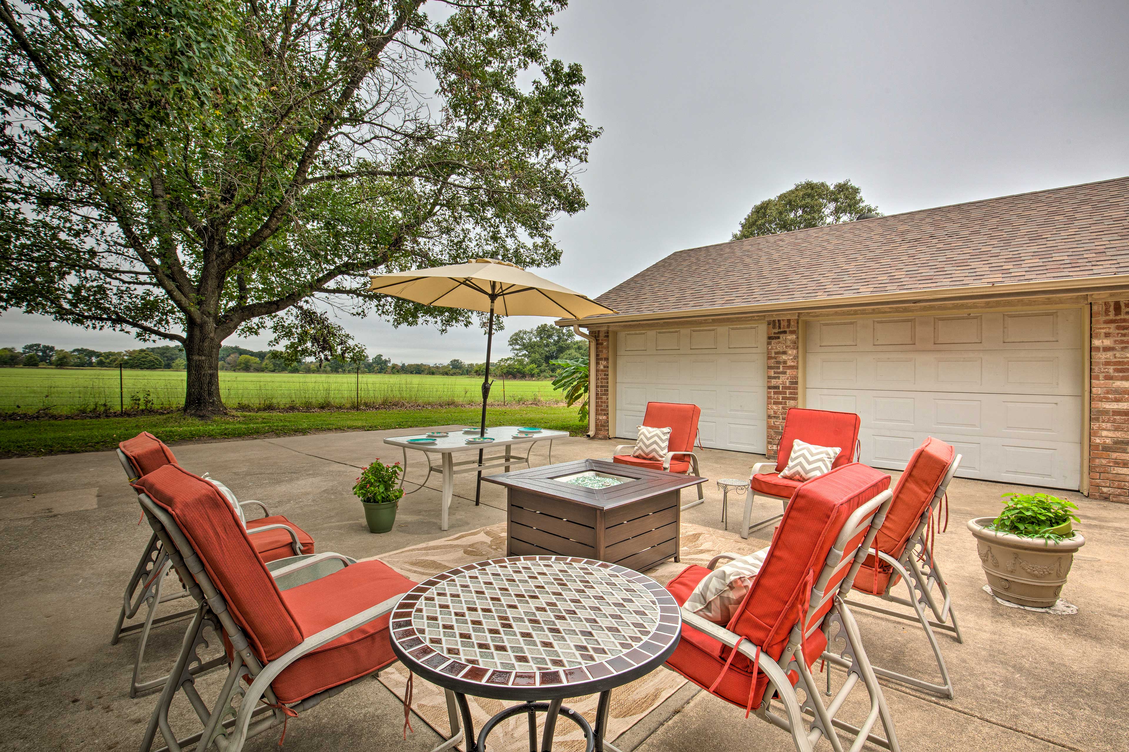 Property Image 2 - Cozy Family Home w/ Fire Pit, 4 Mi to Lake Fork