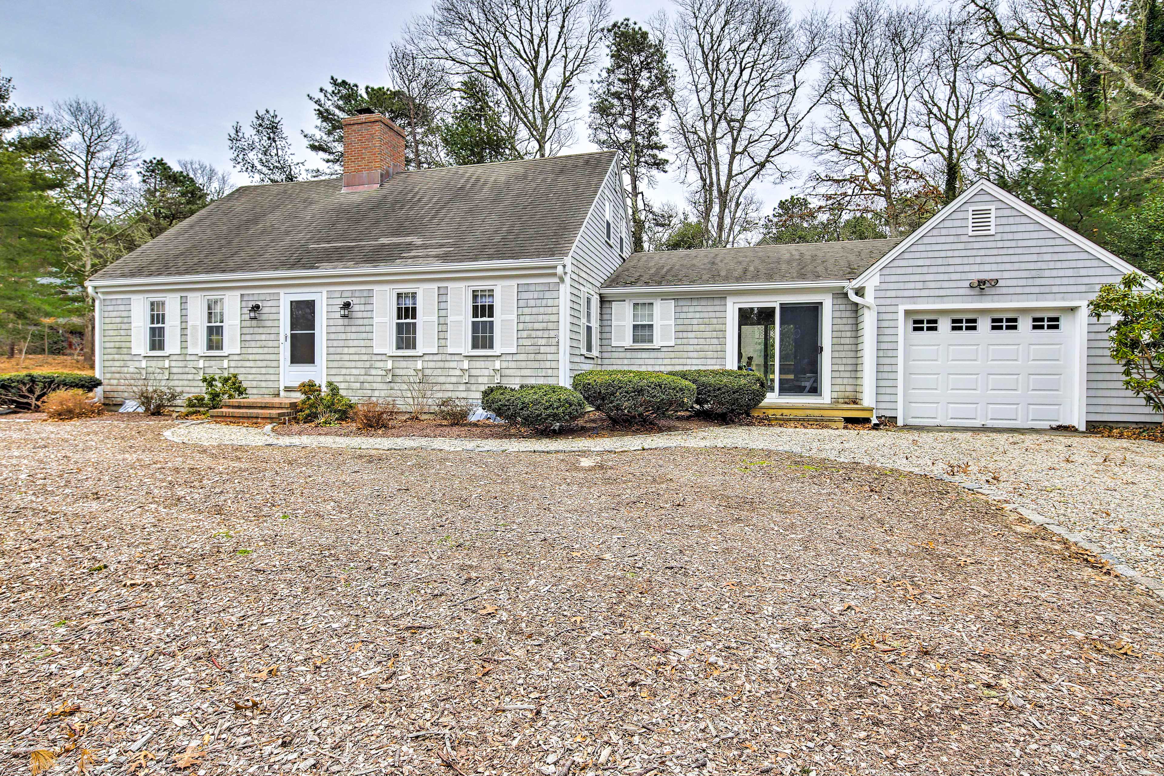 Property Image 1 - Family Home w/Beach Gear & BBQ, Walk to Shore