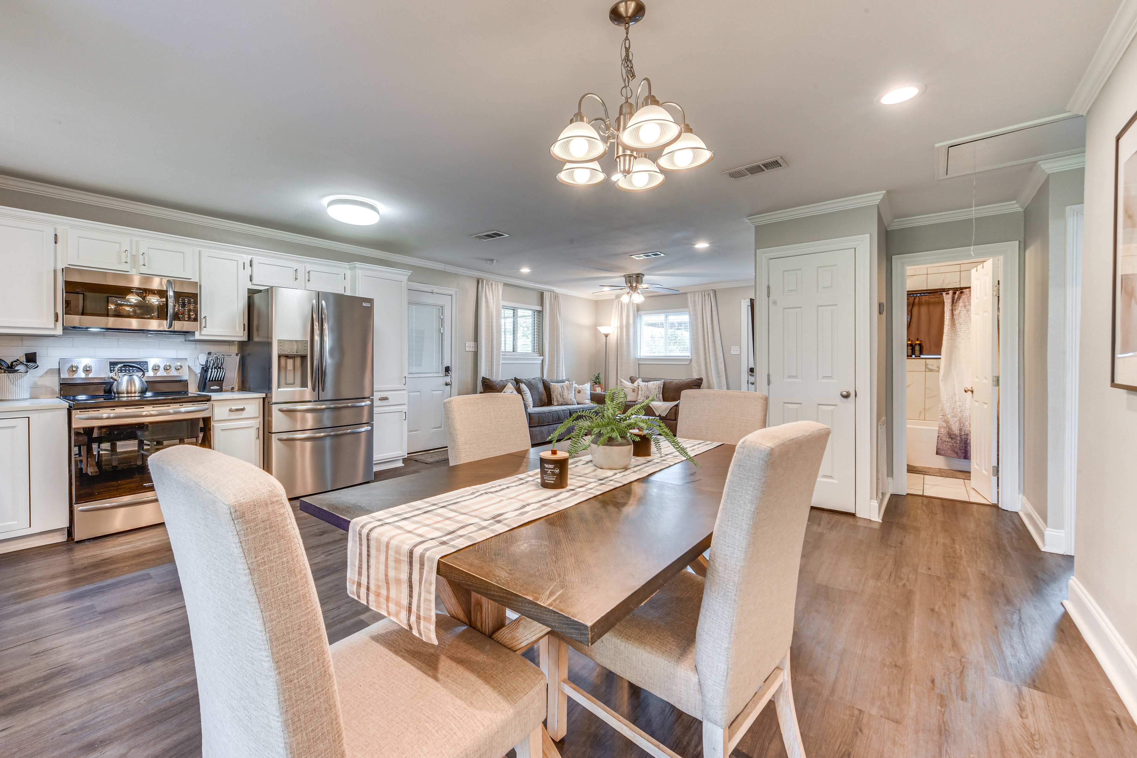 Baton Rouge Home w/ Private Patio: 2 Mi to LSU!