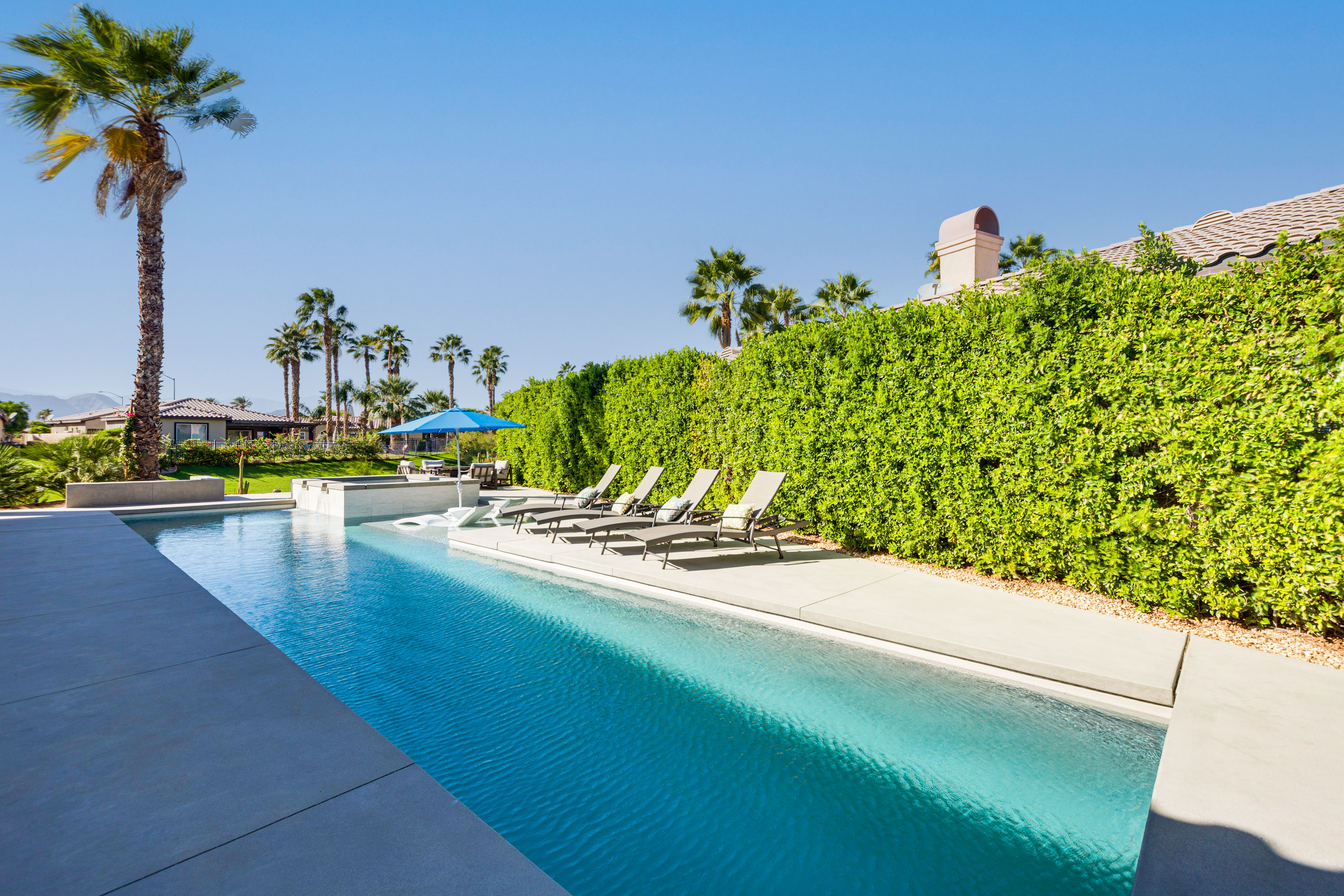 Walk to Coachella & Stagecoach: Festival Retreat!