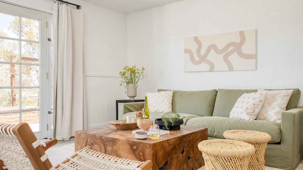 Kick back after exploring nearby landmarks like Skull Rock and Arch Rock.